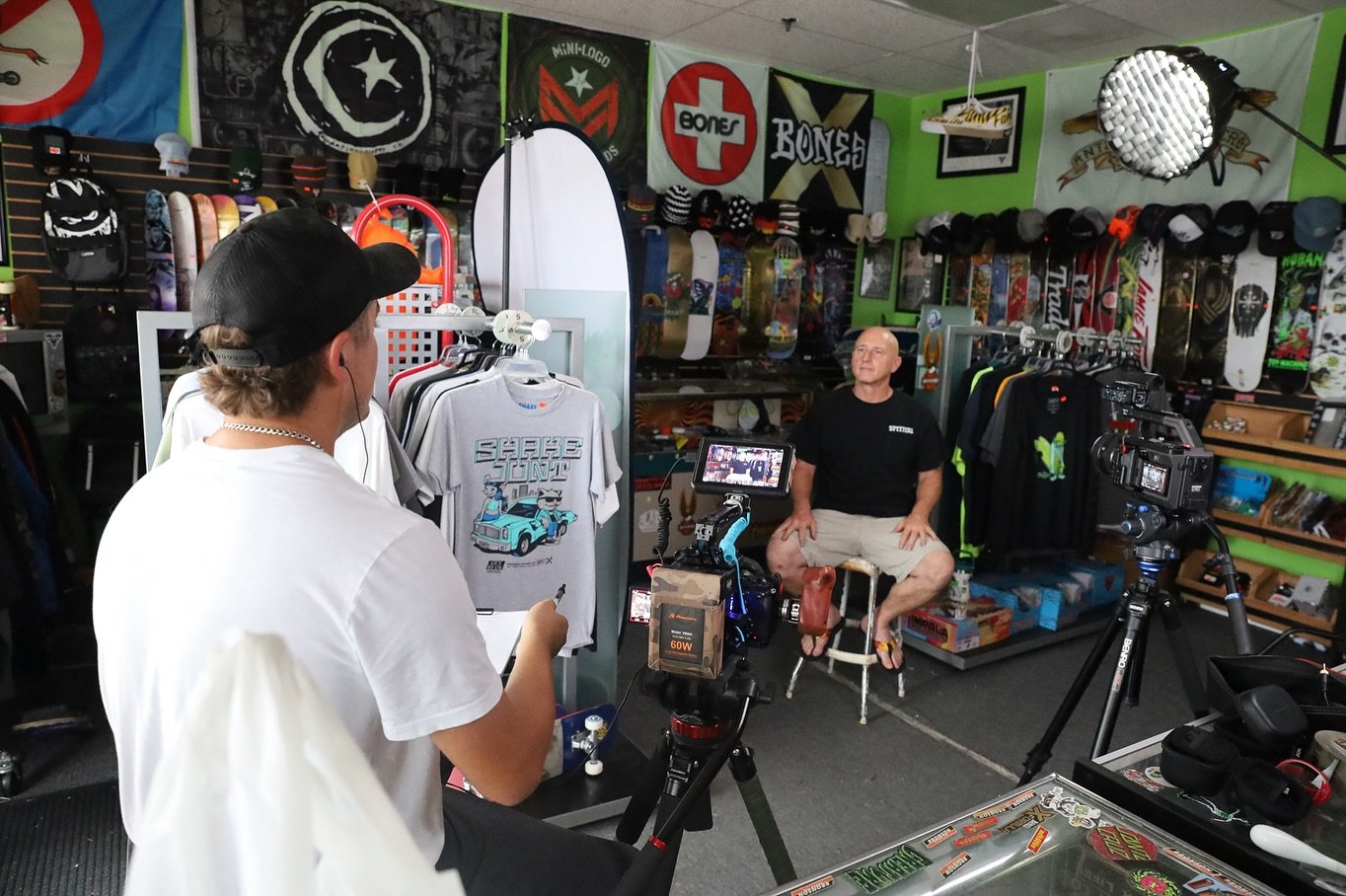 When it comes to getting quality, cinematic videos for your marketing, brand film, or TV Episode, we absolutely bring our A game everytime! We make sure your vision comes to life, from paper to big screen. 
&bull;
&bull;
&bull;
#cinematography #video