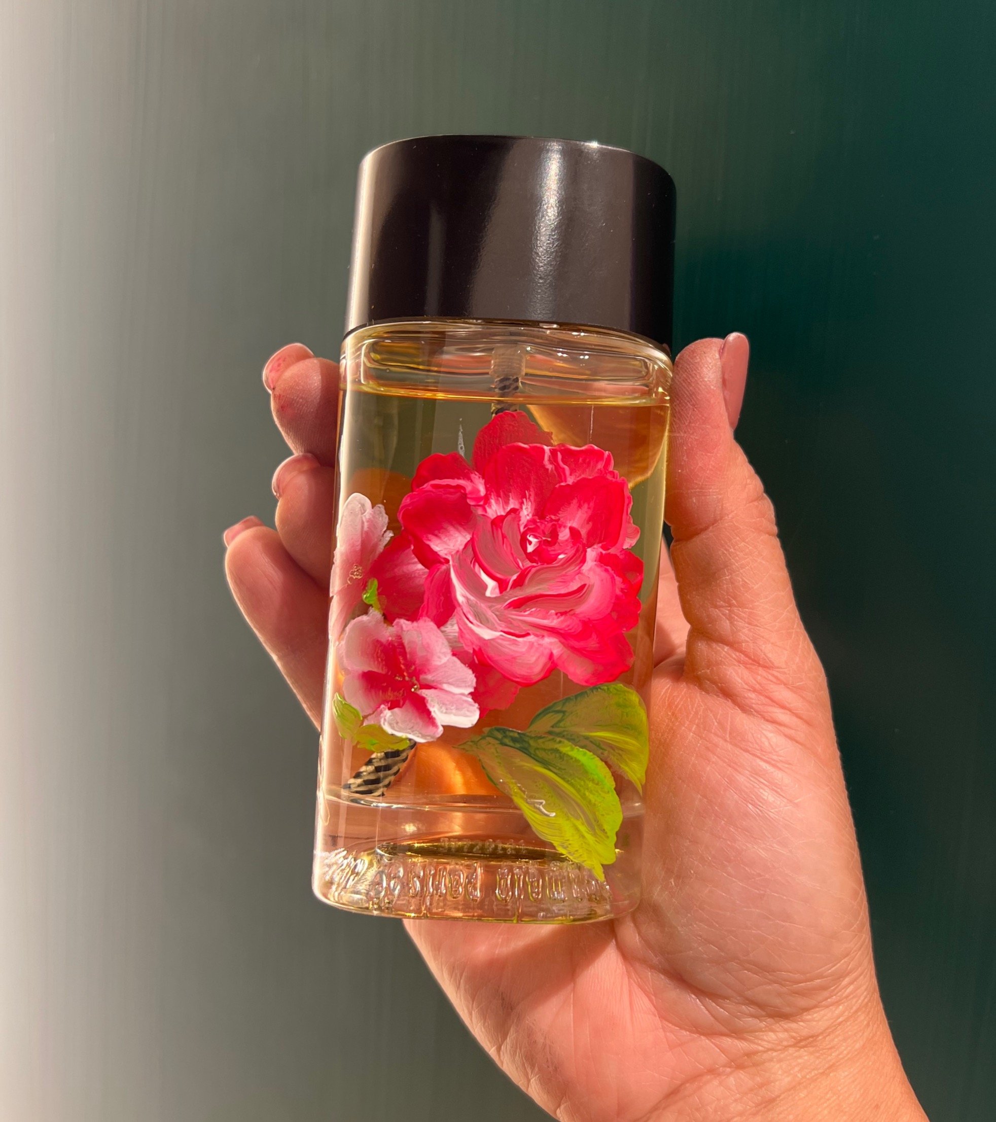 personalized painted bottle featuring custom artwork for wedding and event gifts.