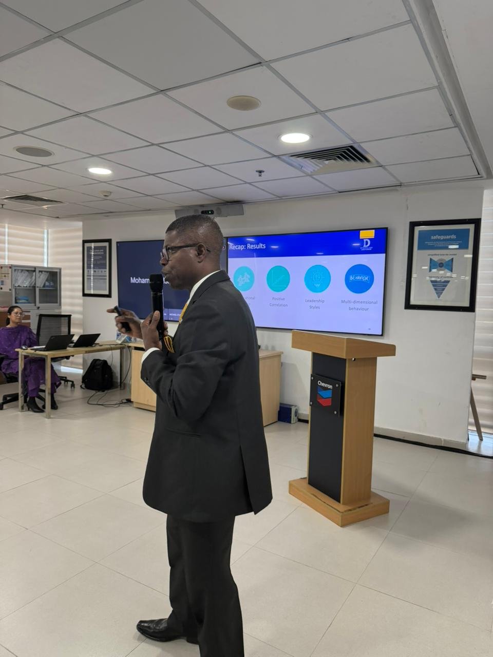 WhatsApp Image 2025-10-19 at 23.35.52.jpeg