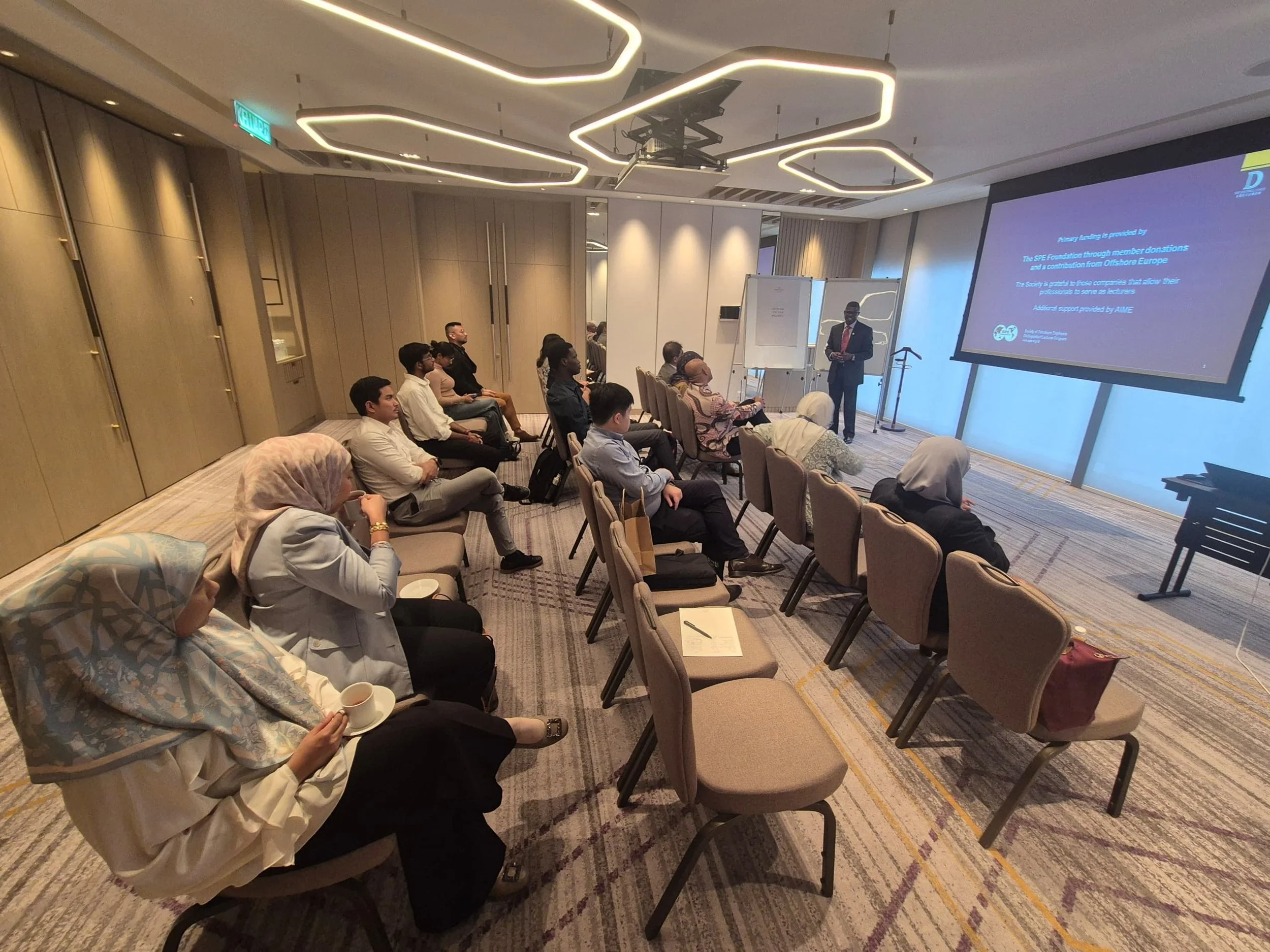 WhatsApp Image 2025-12-10 at 15.24.59.jpeg