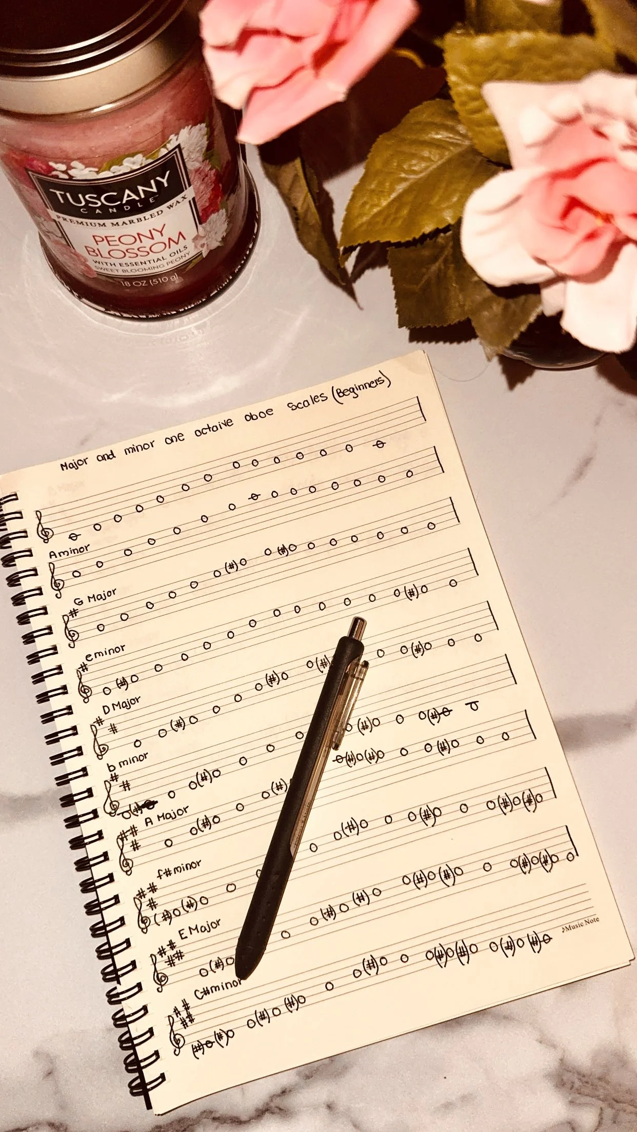 Oboe Scales Minor and Major ( 1 Octave)