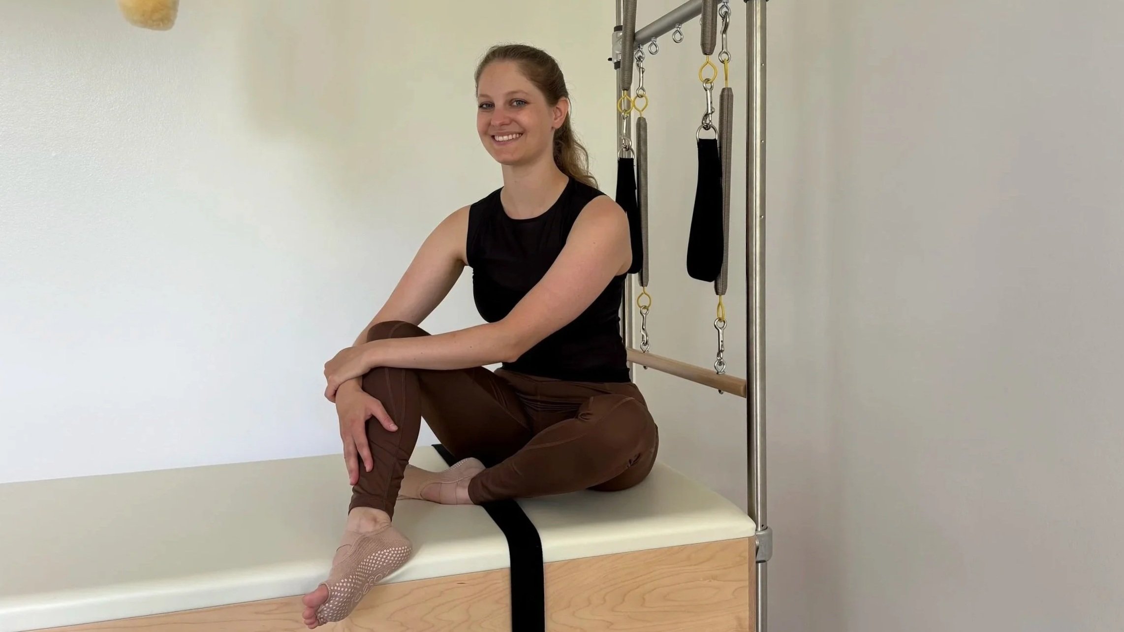 Die Gründerin des Pilatesstudios Metamorphosis: Melanie Ott in ihrem Pilates-Studio in Wiesbaden