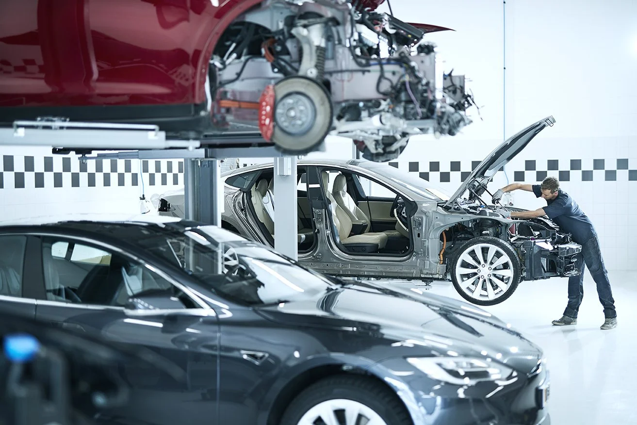 Tesla schade laten herstellen: waarom een Tesla Approved Body Shop het verschil maakt
