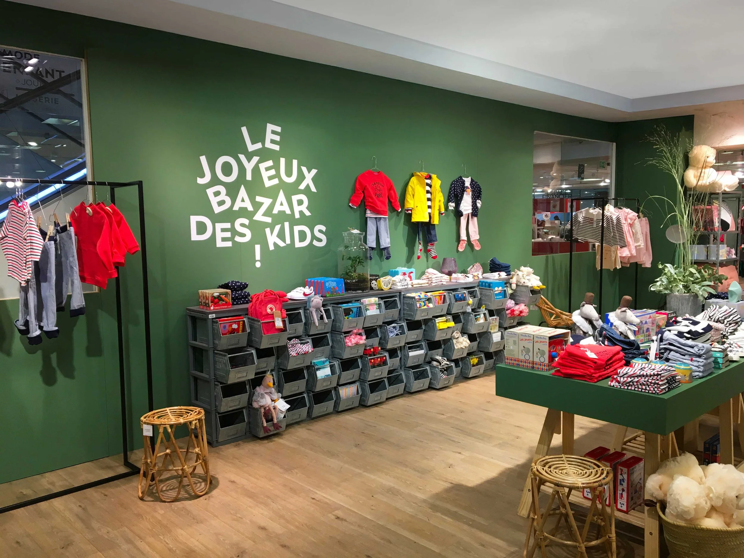 Logo de l'espace enfants du BHV