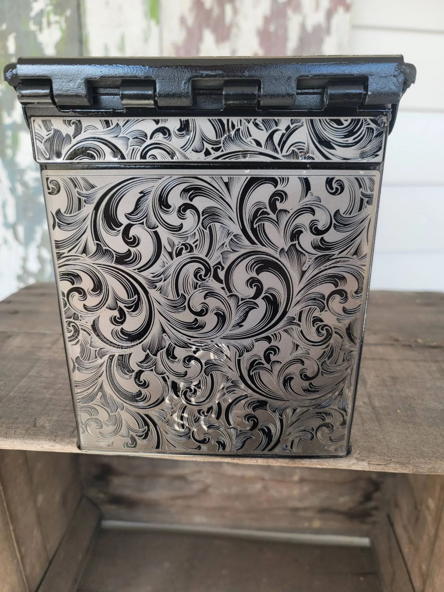 Scroll Work end.jpg