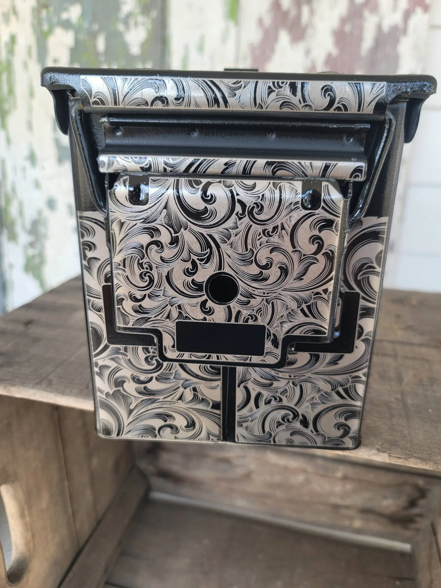 Scroll Work latch end.jpg