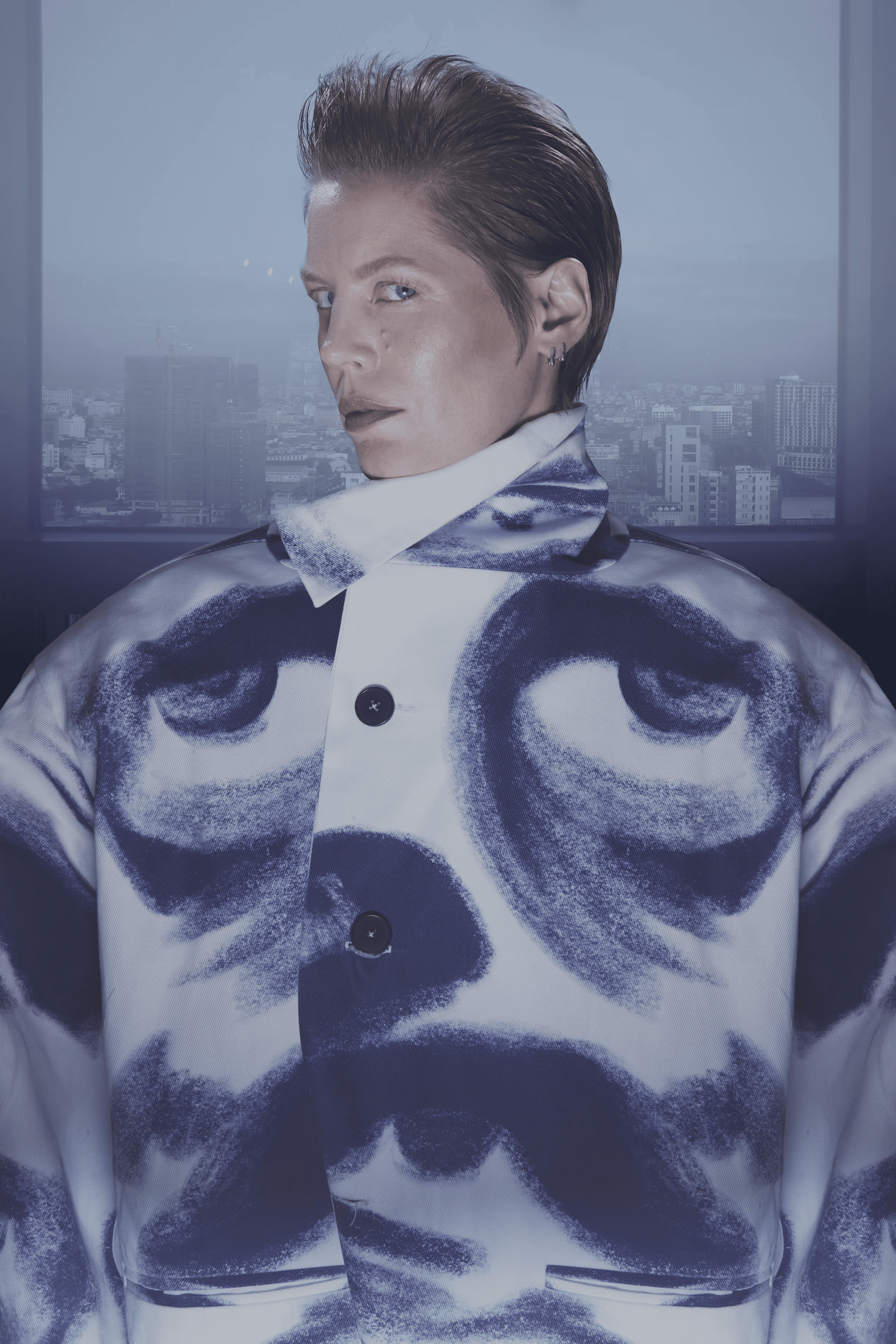 7-Futura-min_converted.png