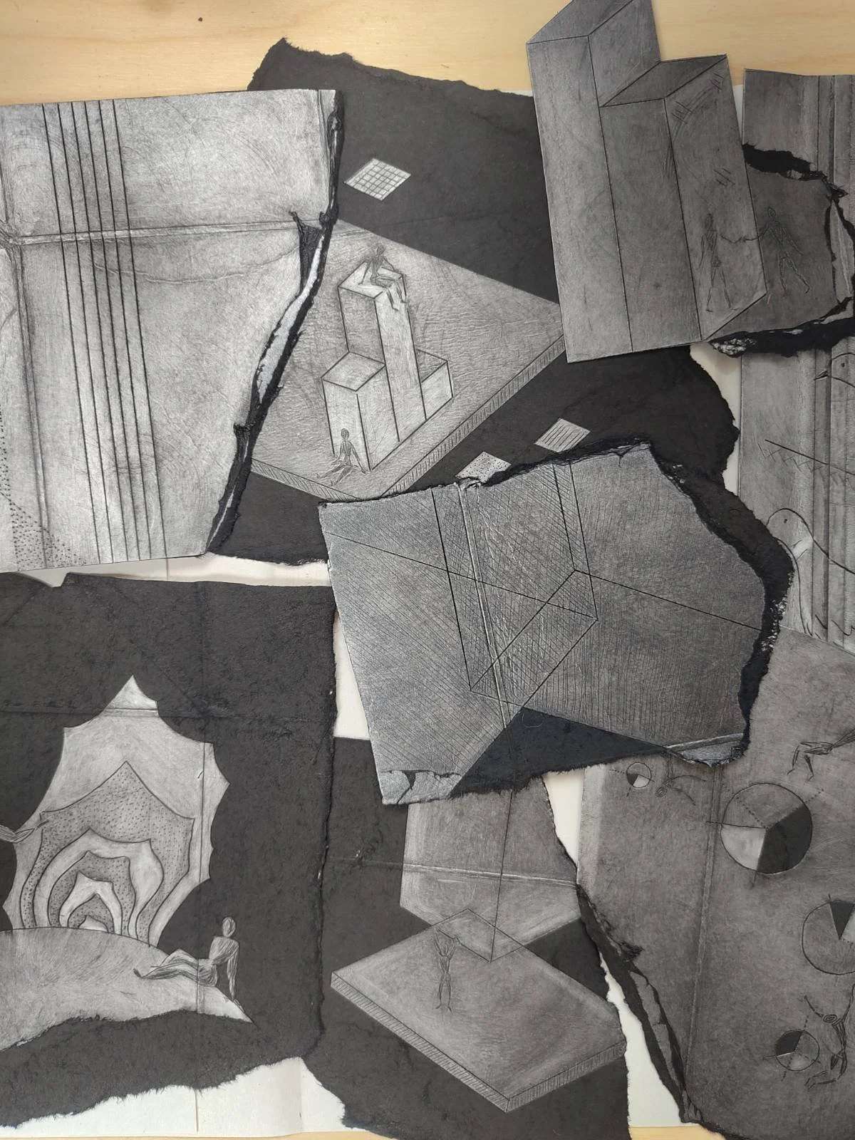 pile of tetrapak plates