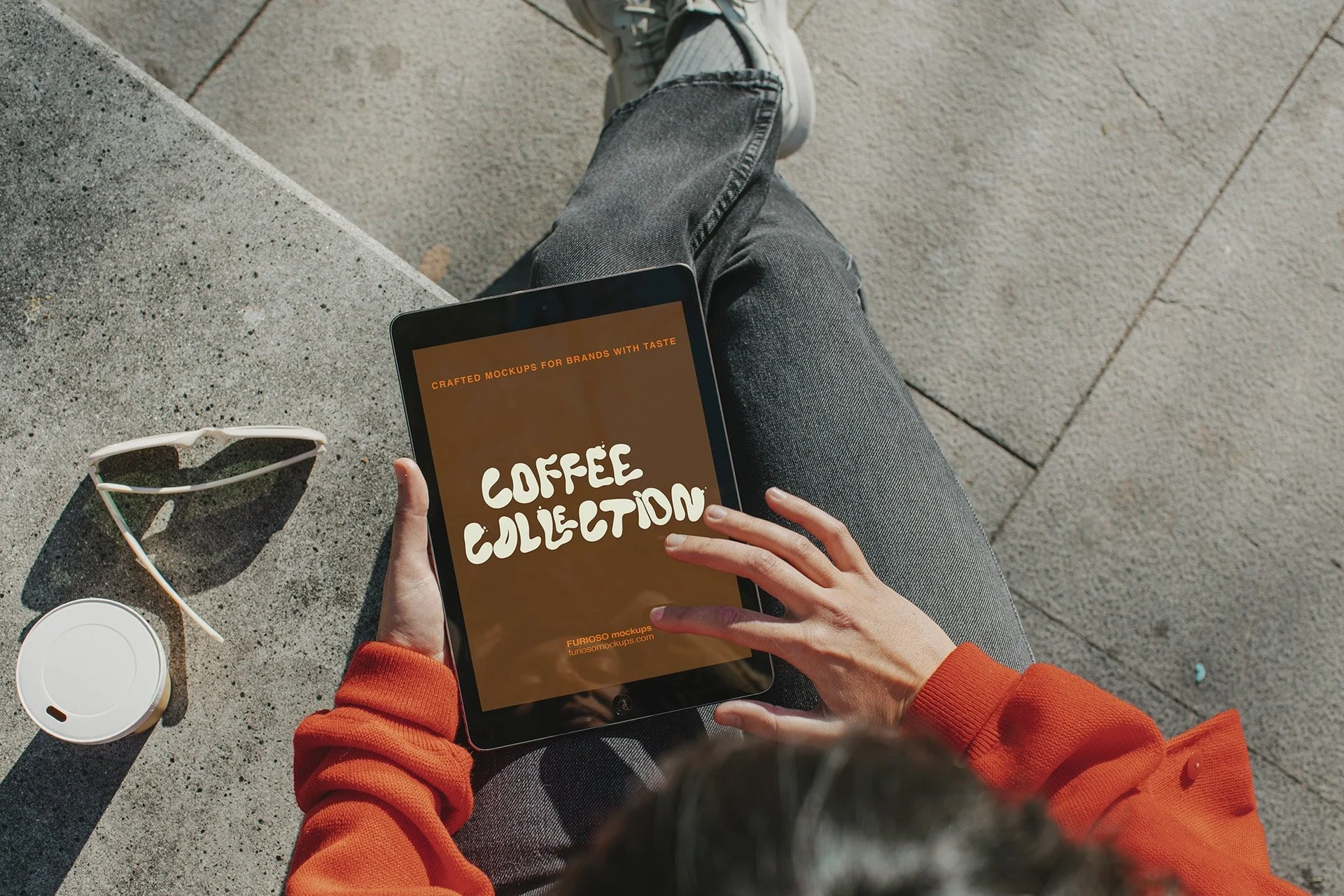 Ipad Mockup 01CC_2.jpg