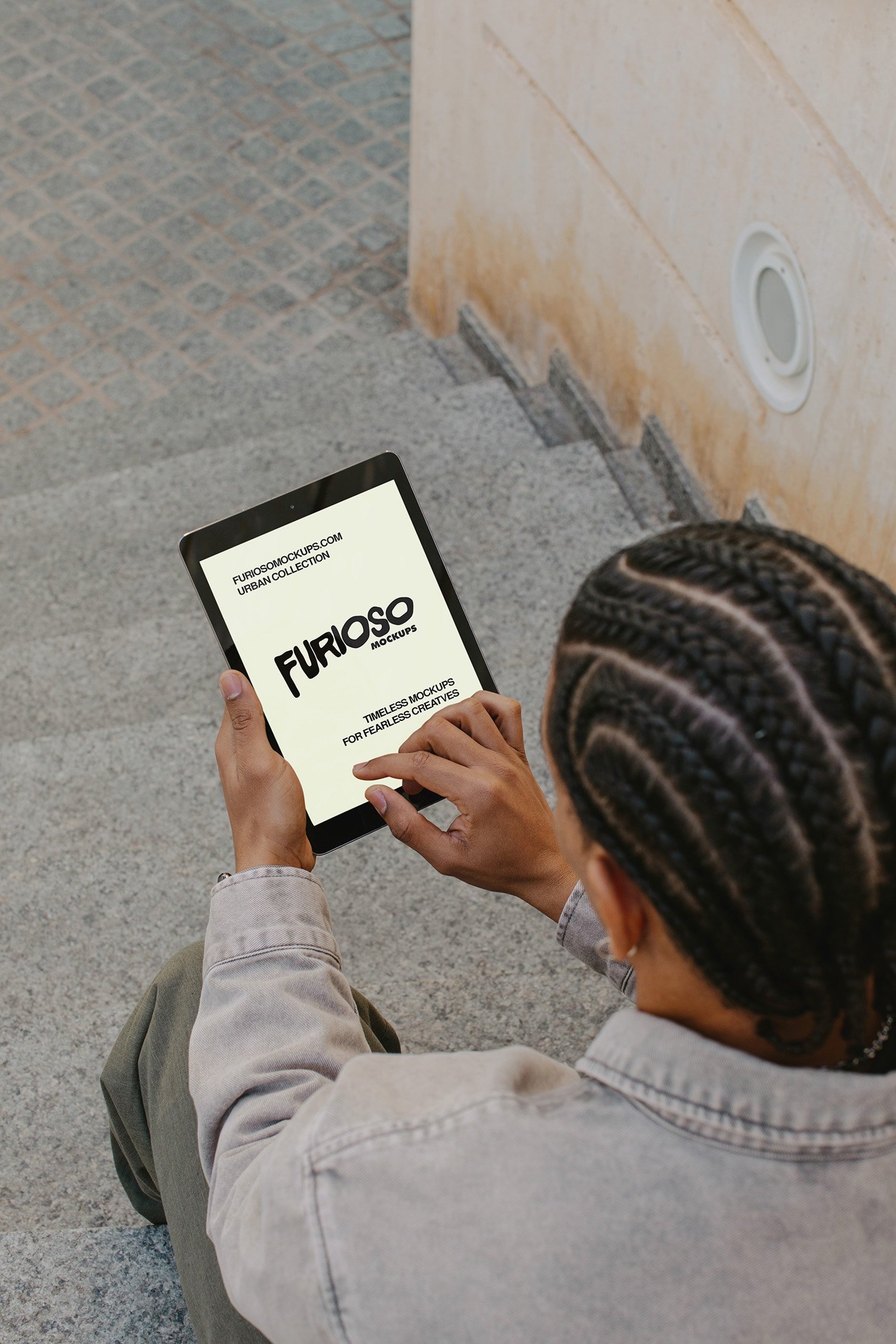 iPad Mockup 03UC_1.jpg