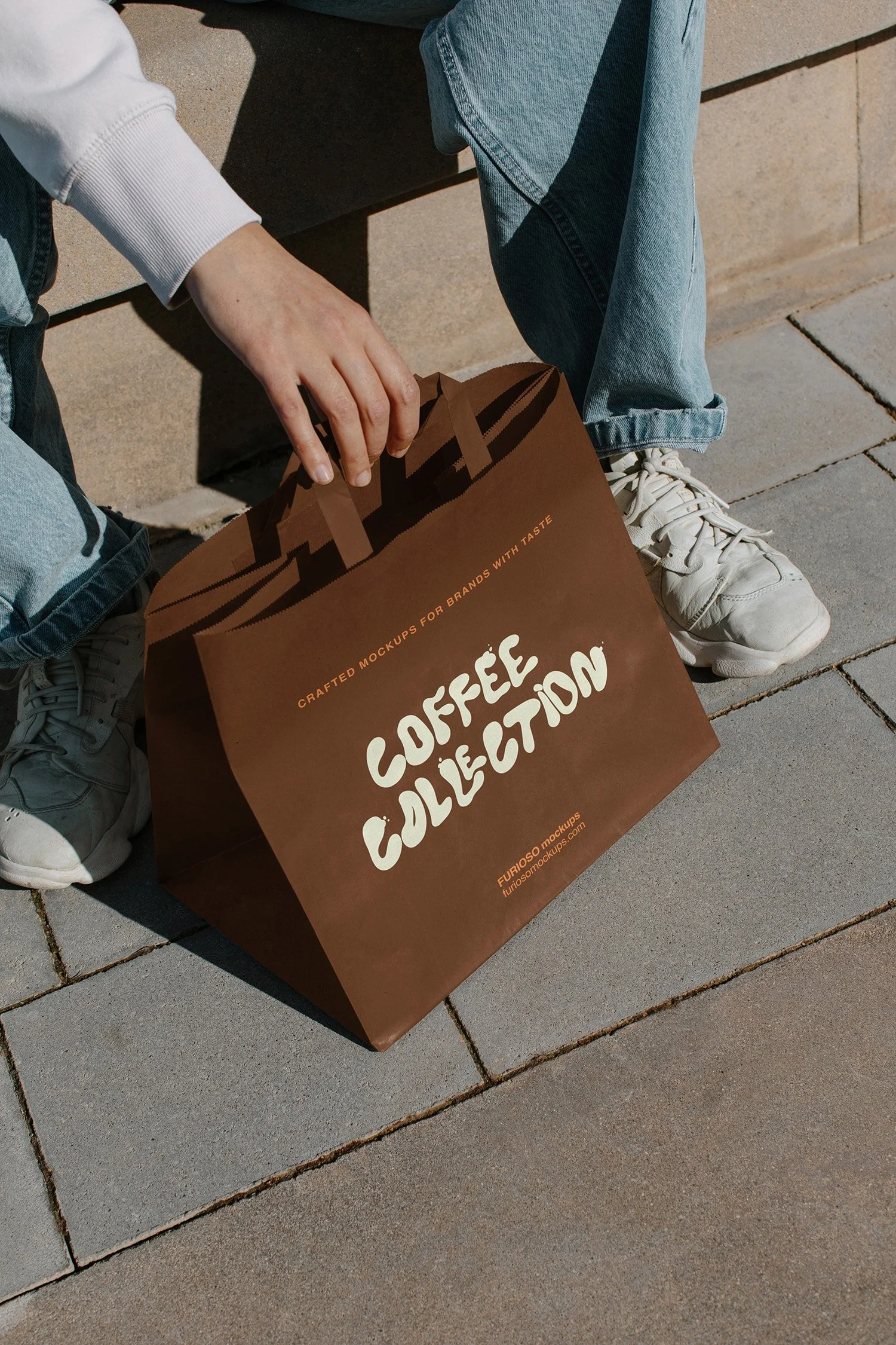 Bag Mockup 02CC_2.jpg