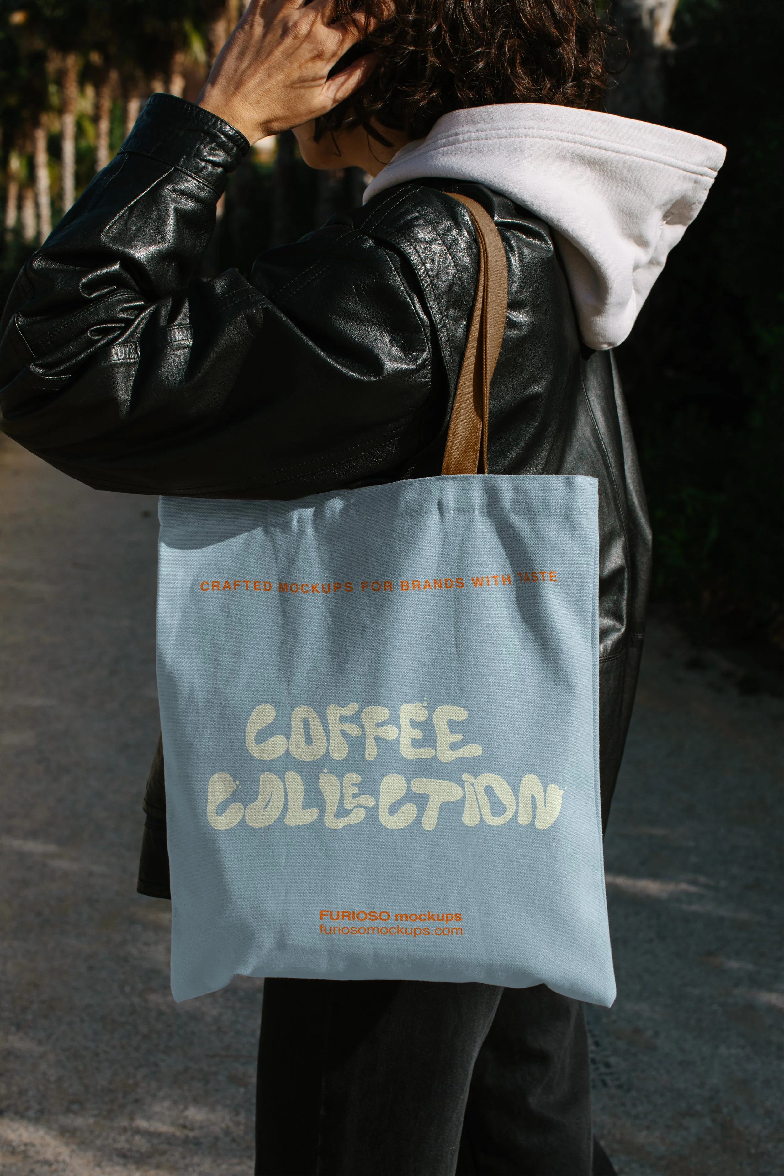 Tote Bag Mockup 01CC_2.jpg