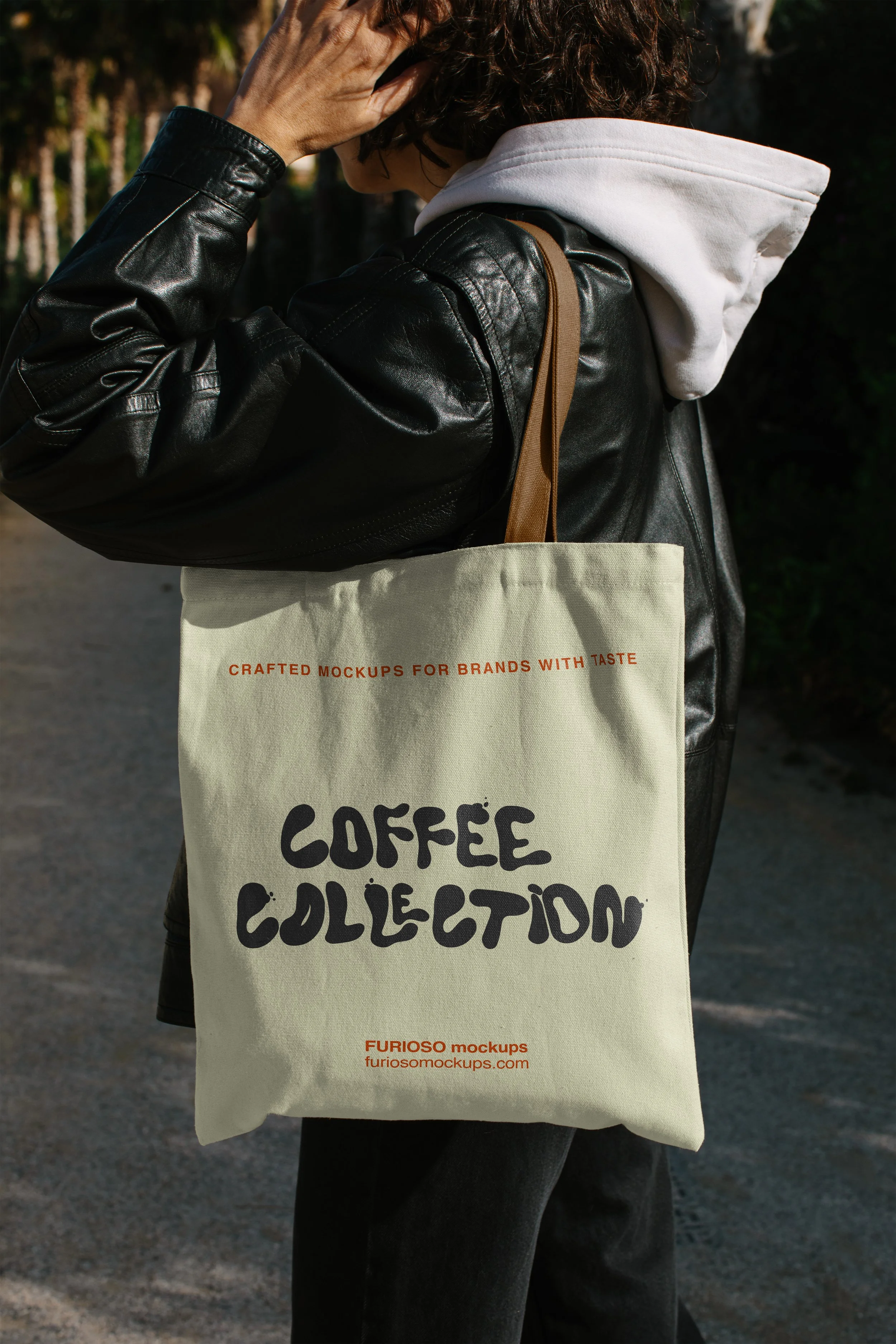 Tote Bag Mockup 01CC