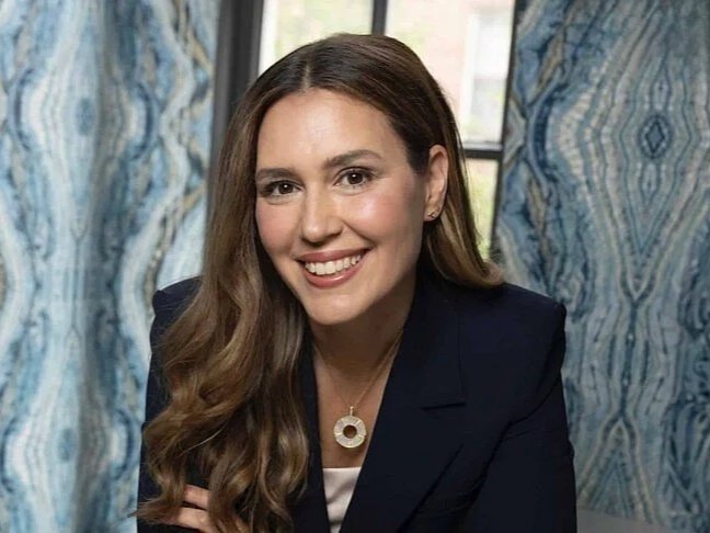 Episode 101: Author Karen Winn on secret societies and sophomore novels