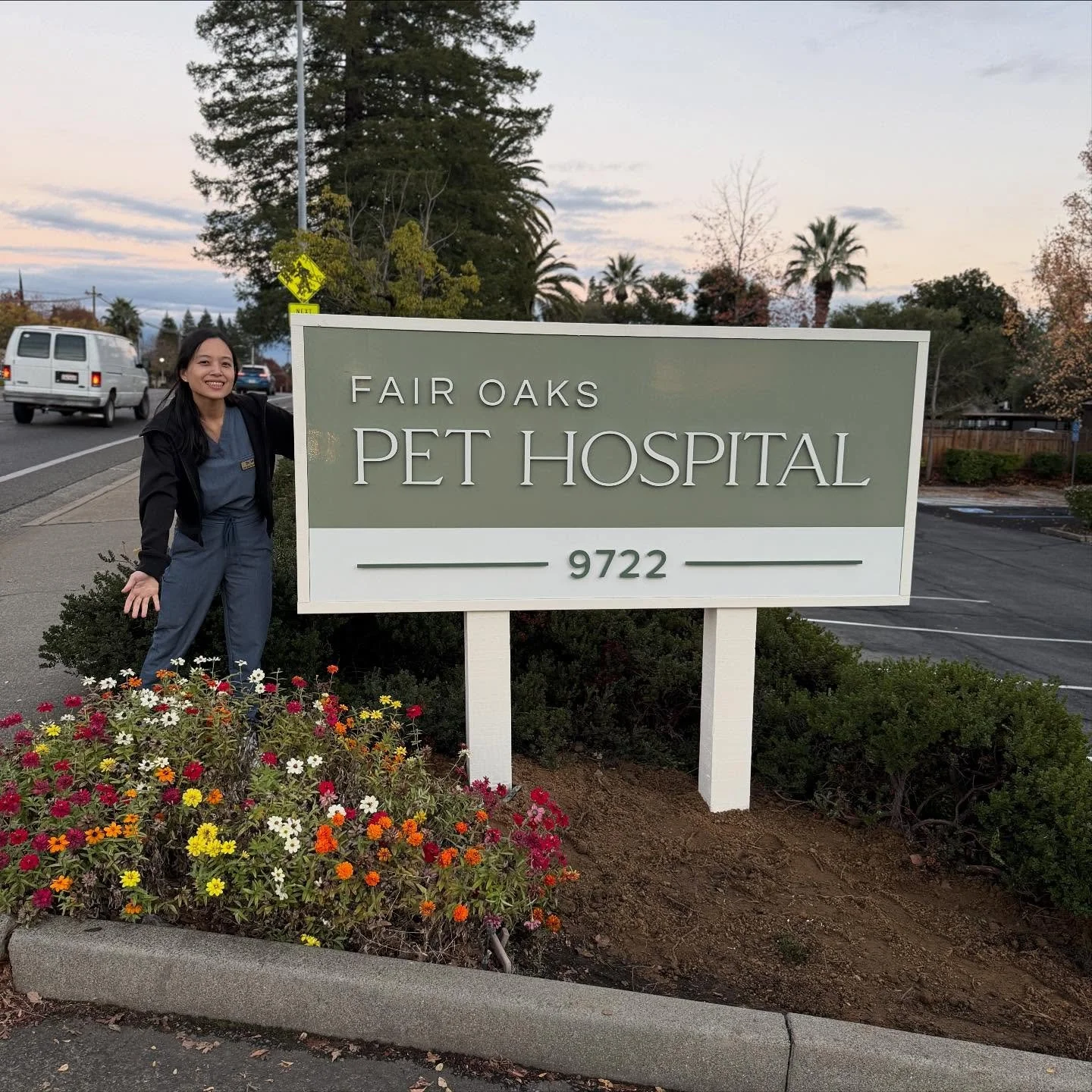 Another milestone for our little hospital 🎉 Our monument sign is officially up! Thank you to everyone in the Fair Oaks community who has supported us in these first few months &mdash; we&rsquo;re so excited to keep growing with you.