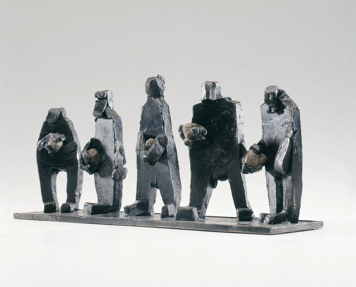 Den der er uden synd...Johs 8-7 1992 bronze h 12 cm