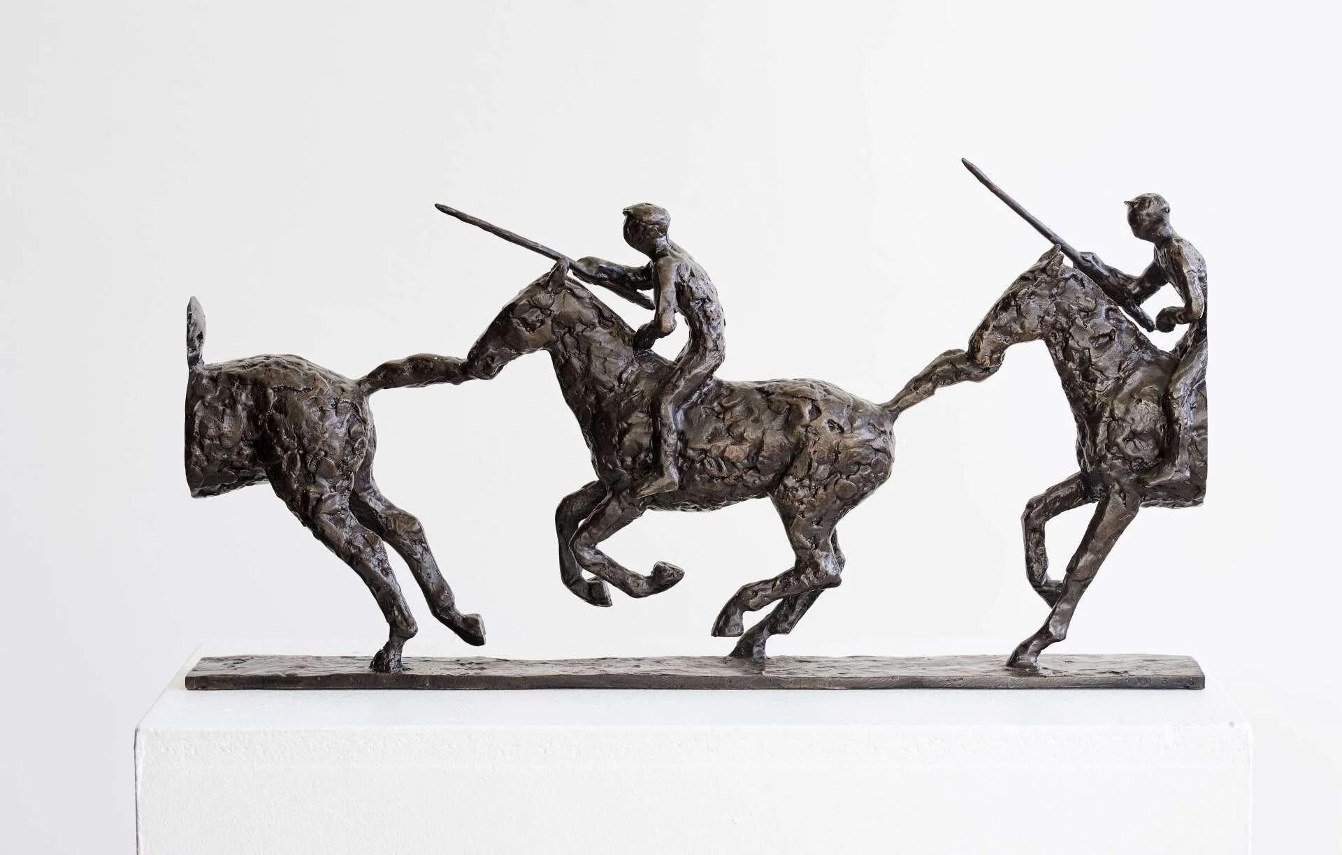 Ringridning 1997 bronze 23 x 43 x 6 cm foto Kirstine Mengel Forslag til udsmykning