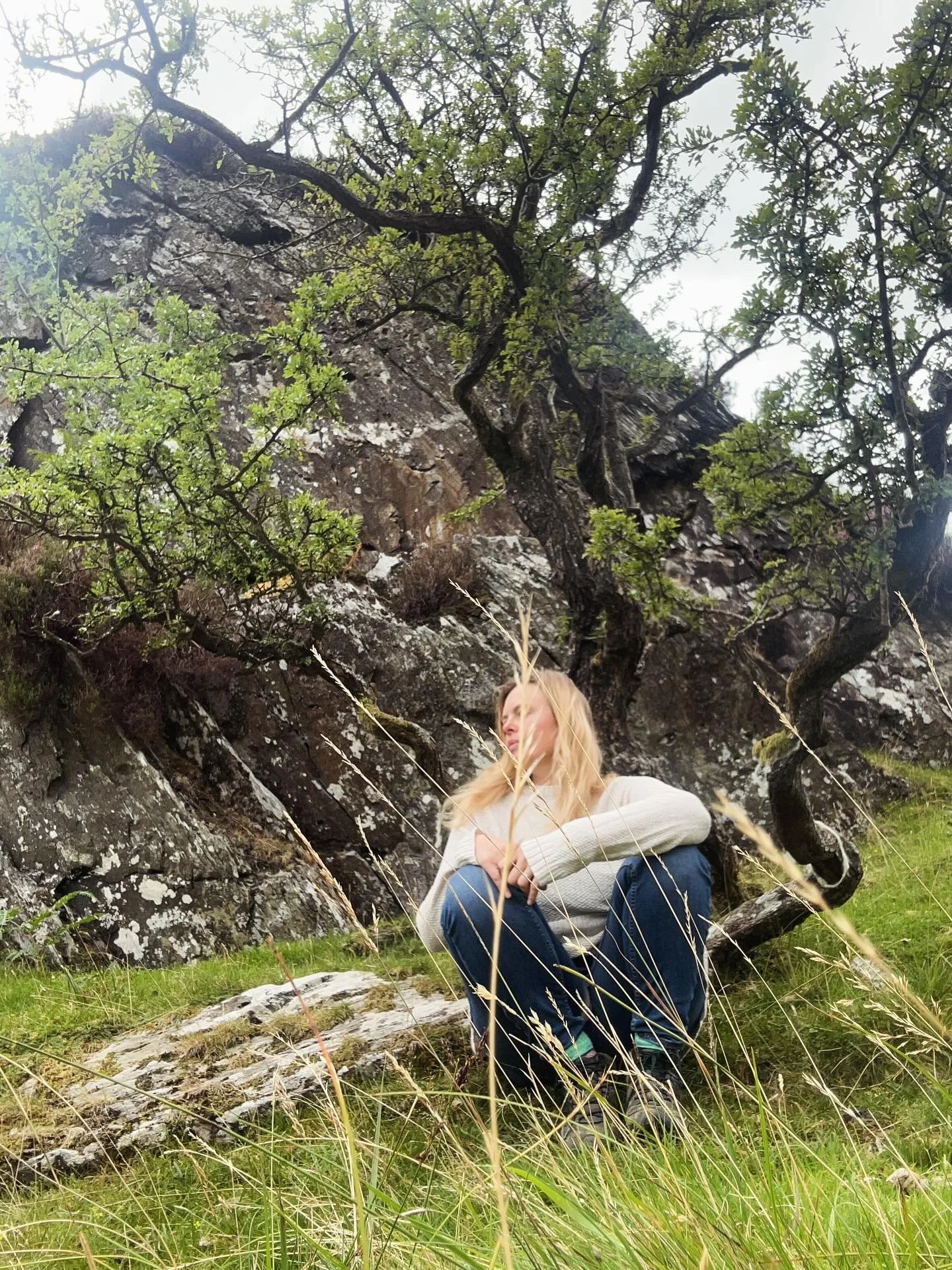Do you know how to drop your awareness into your heart?

We hear it said all the time, &ldquo;be heart-centred, drop down into your heart, listen with your heart, communicate from your heart, open your heart&rdquo;, but do you know what that means? D