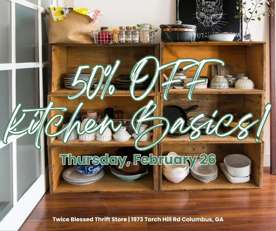 Here are our favorite tips + tricks for thrifting kitchen essentials like a pro:

🥄 1. Check the Bones

Ignore the color. Look at the quality.
Heavy pans, solid wood utensils, sturdy mixing bowls &mdash; these are the workhorses. A good base beats t