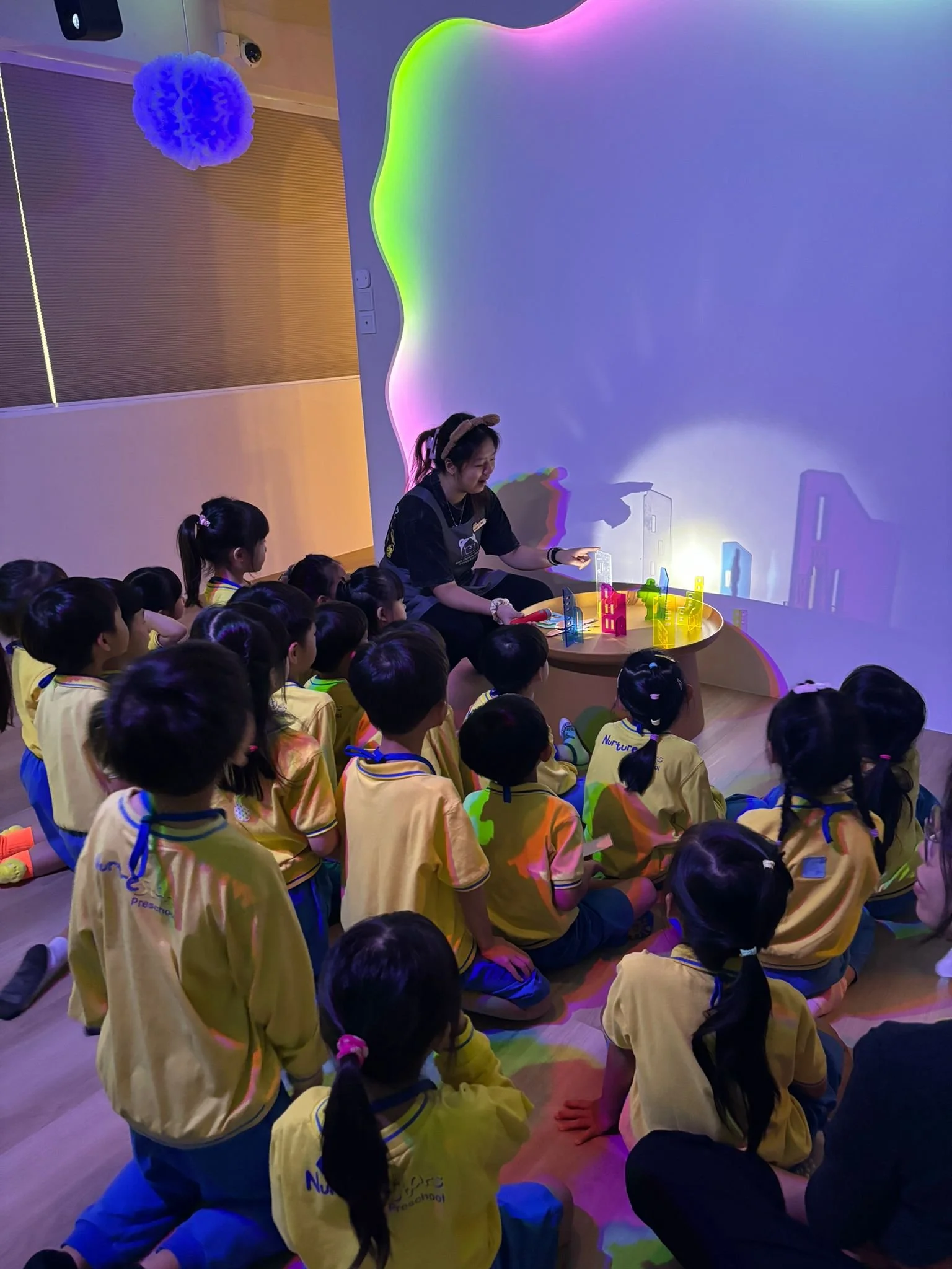 lights-and-shadow-learning-journey-programme-riri's-children-playloft.jpeg