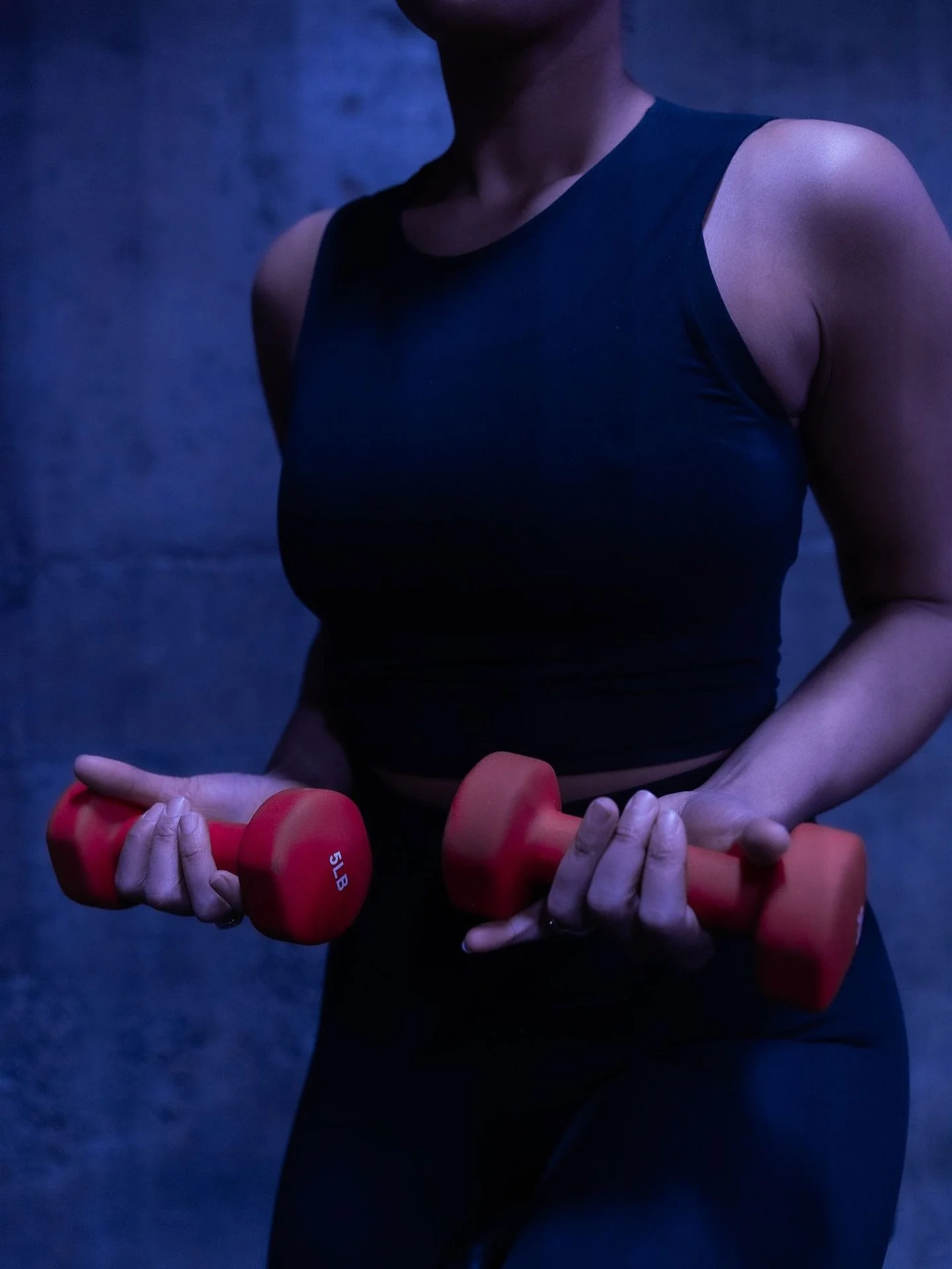 Why do we pick up hand weights mid-ride at WellCycle? Because strength amplifies stamina. 💪🔥 Our upper-body track builds power, improves posture, and keeps your whole body engaged&mdash;so every class leaves you stronger from head to toe.