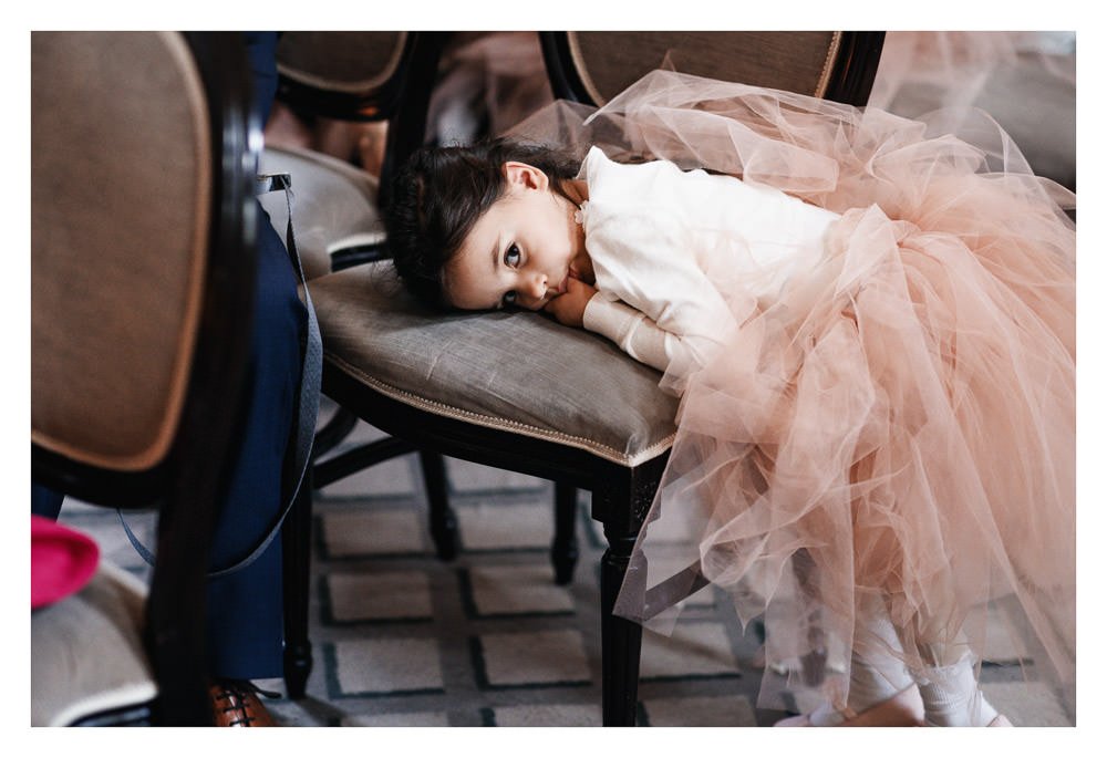 Feeling sleepy, just before the bride walks down the aisle in The Signet Library, Edinburgh.