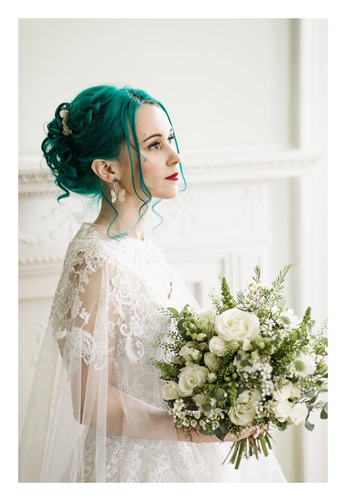 Colourful bridal portrait in the Mansion House, Edinburgh Zoo.