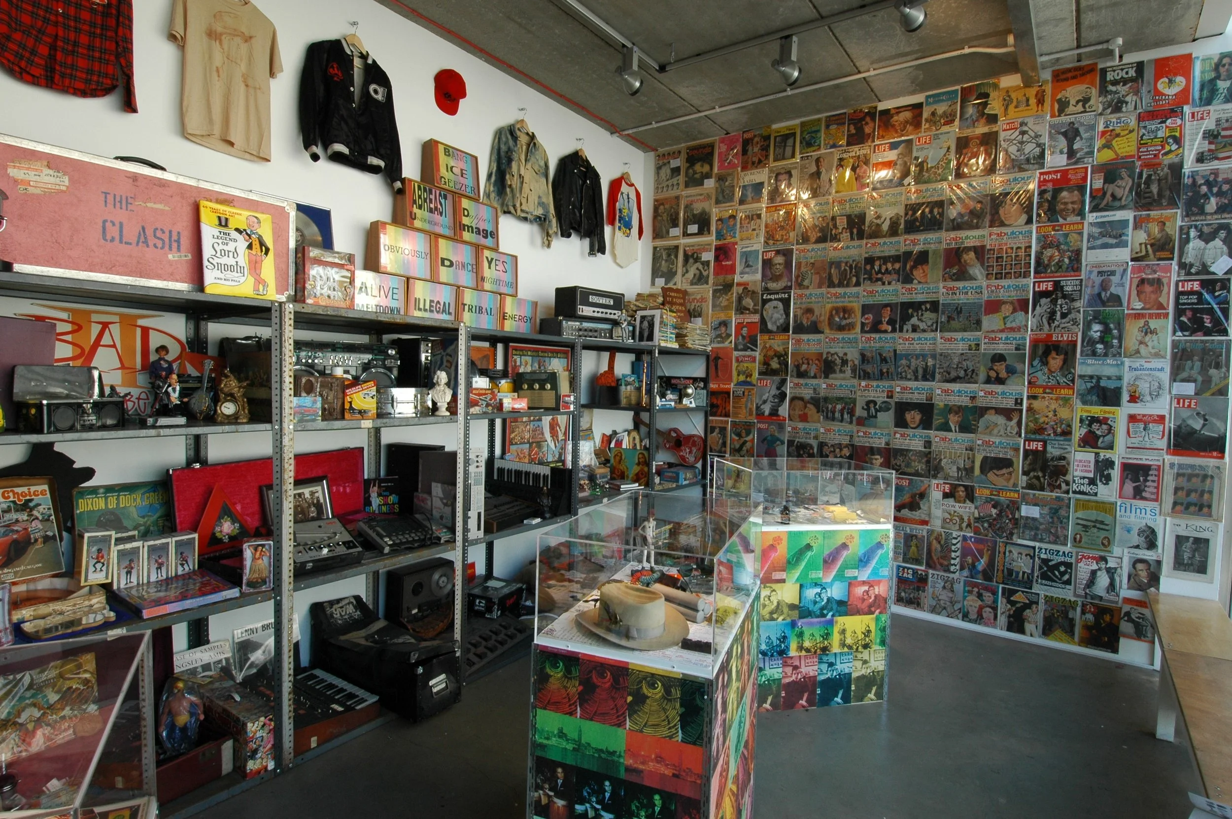 R&R Public Library installation view main space.JPG