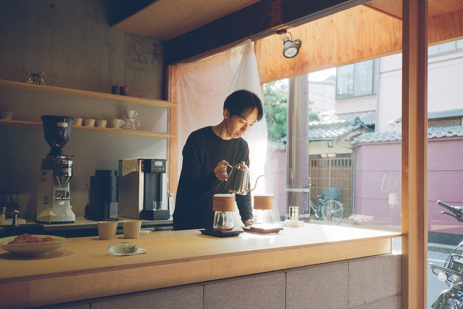 yoshihara.jpg
