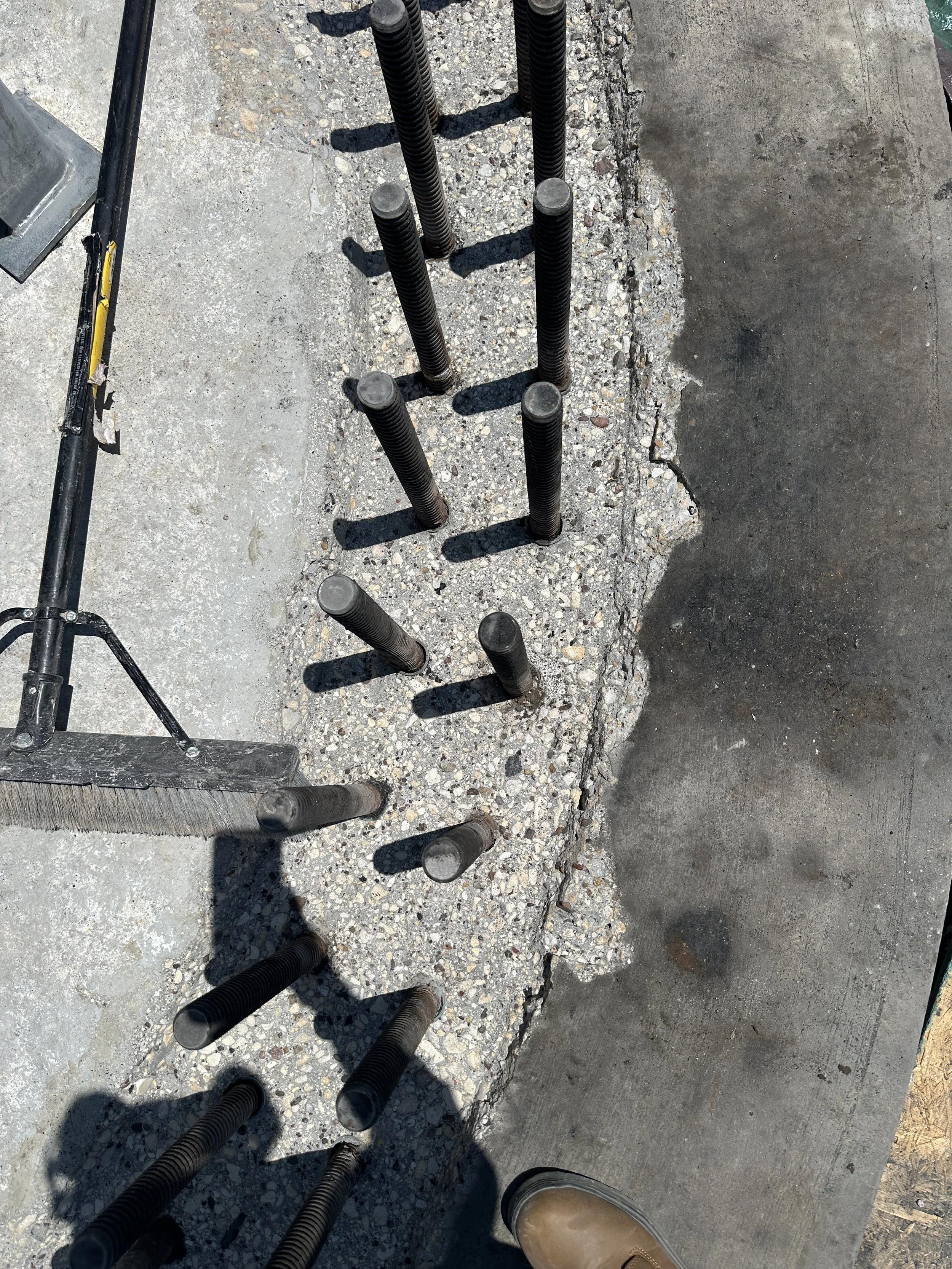 concrete pad sandblasting after.JPG