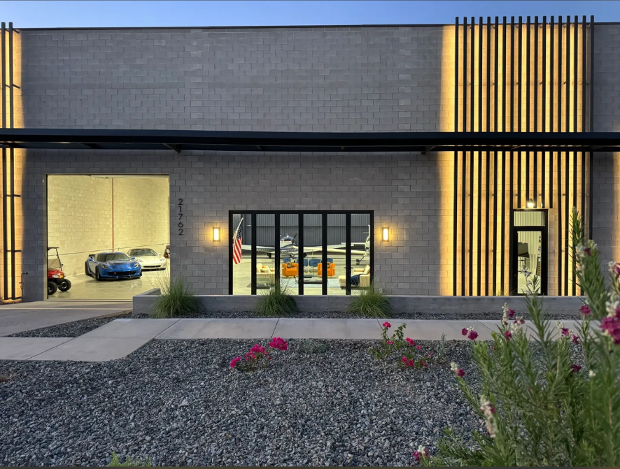 Hangars at Pegasus.PNG