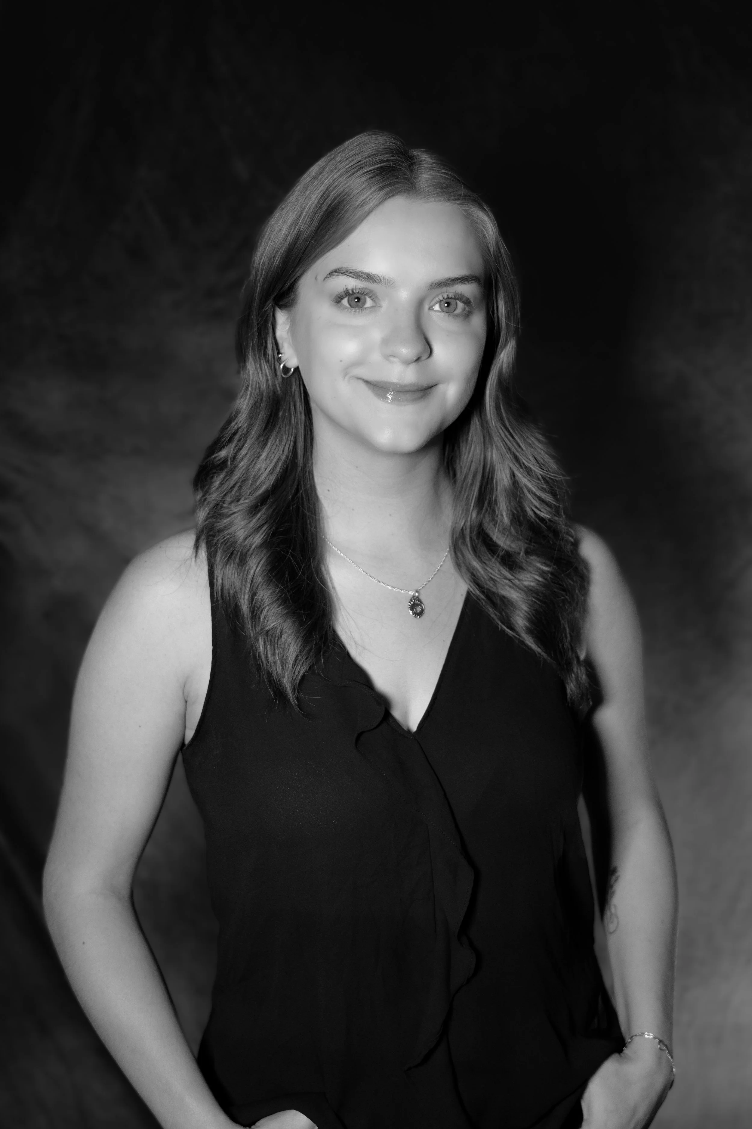 Elle Hodge, Meitus Strohm
