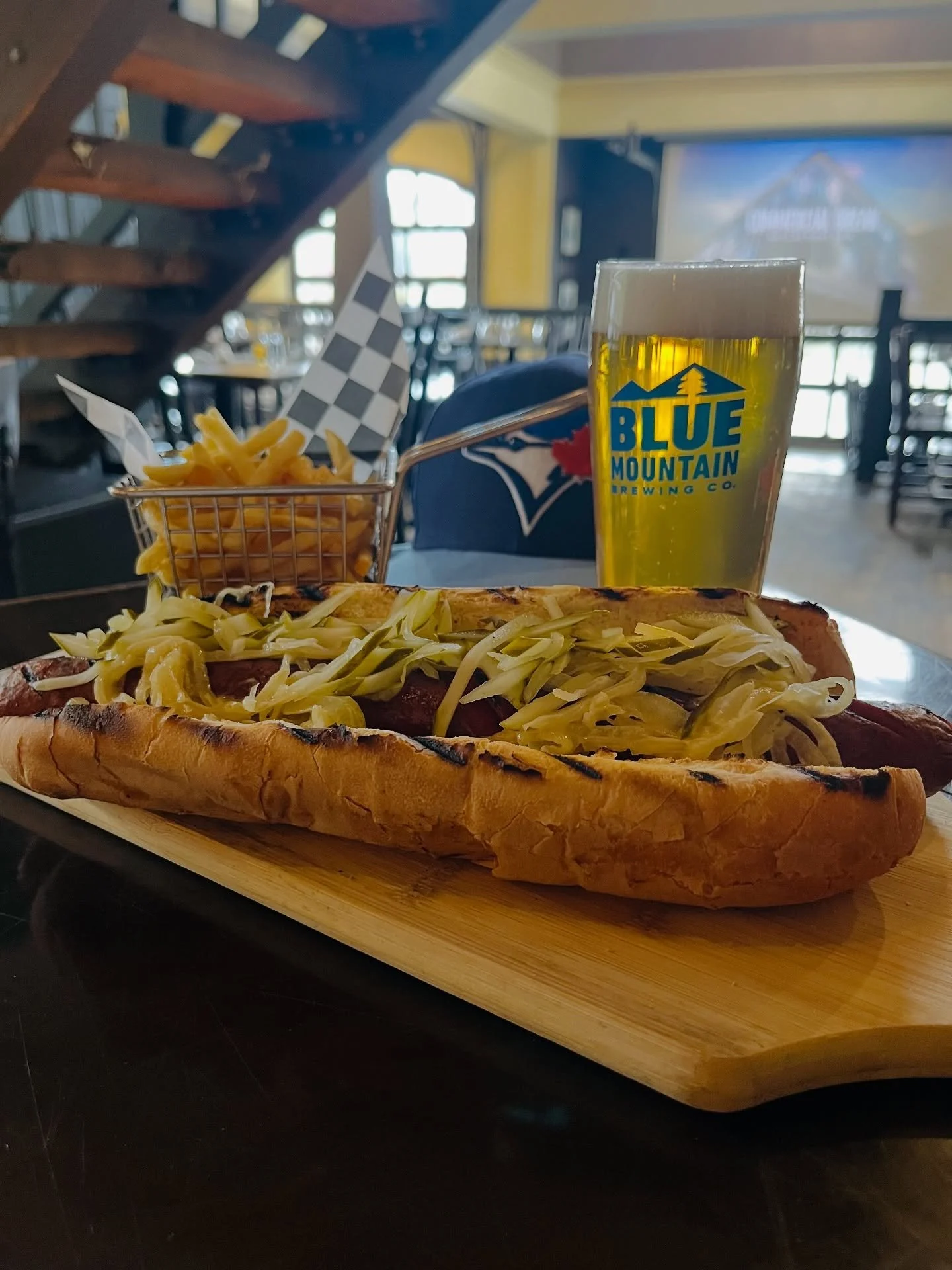 World Series nights are on at Kaytoo! ⚾️

We&rsquo;re bringing back The Big Joe Carter &mdash; our iconic foot-long dawg straight from Blue Jays Way 🌭

Enjoy it during the game with $5 Domestic draught 🍺

Catch all the action on multiple screens (i