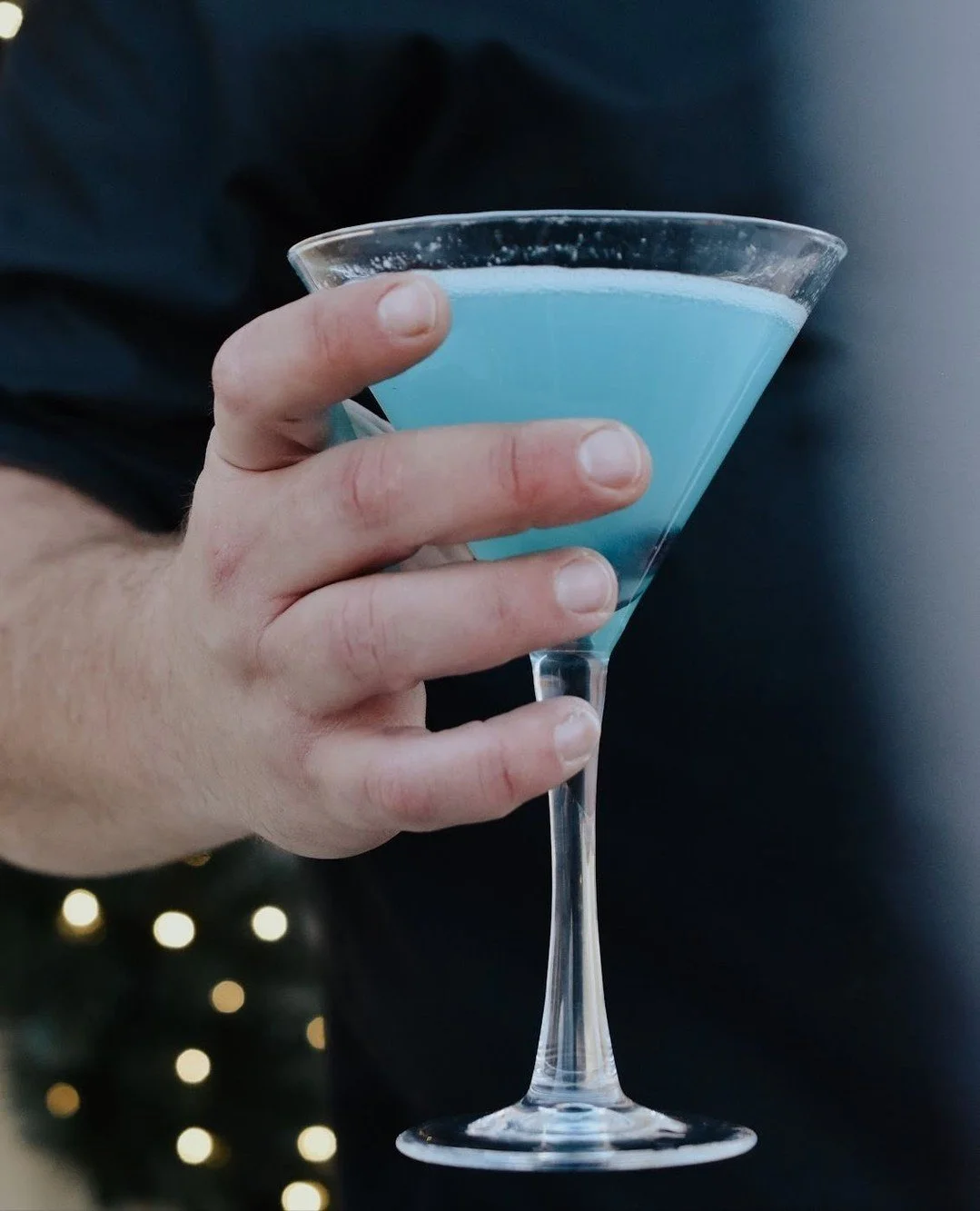 The BLUEMOUTINI - perfect for celebrating the holidays 🎄⁠
⁠
#kaytooatblue