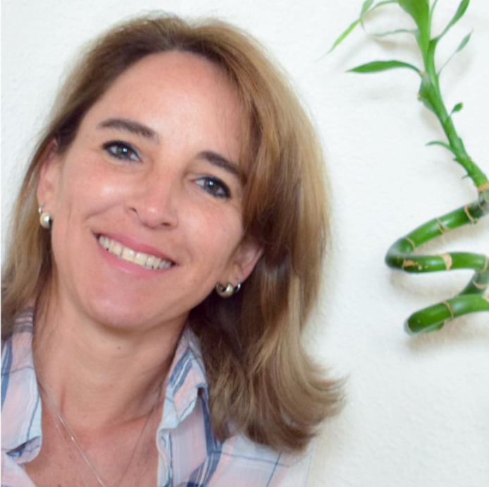 LOGO RED INTERNACIONAL MONTESSORI (5).png