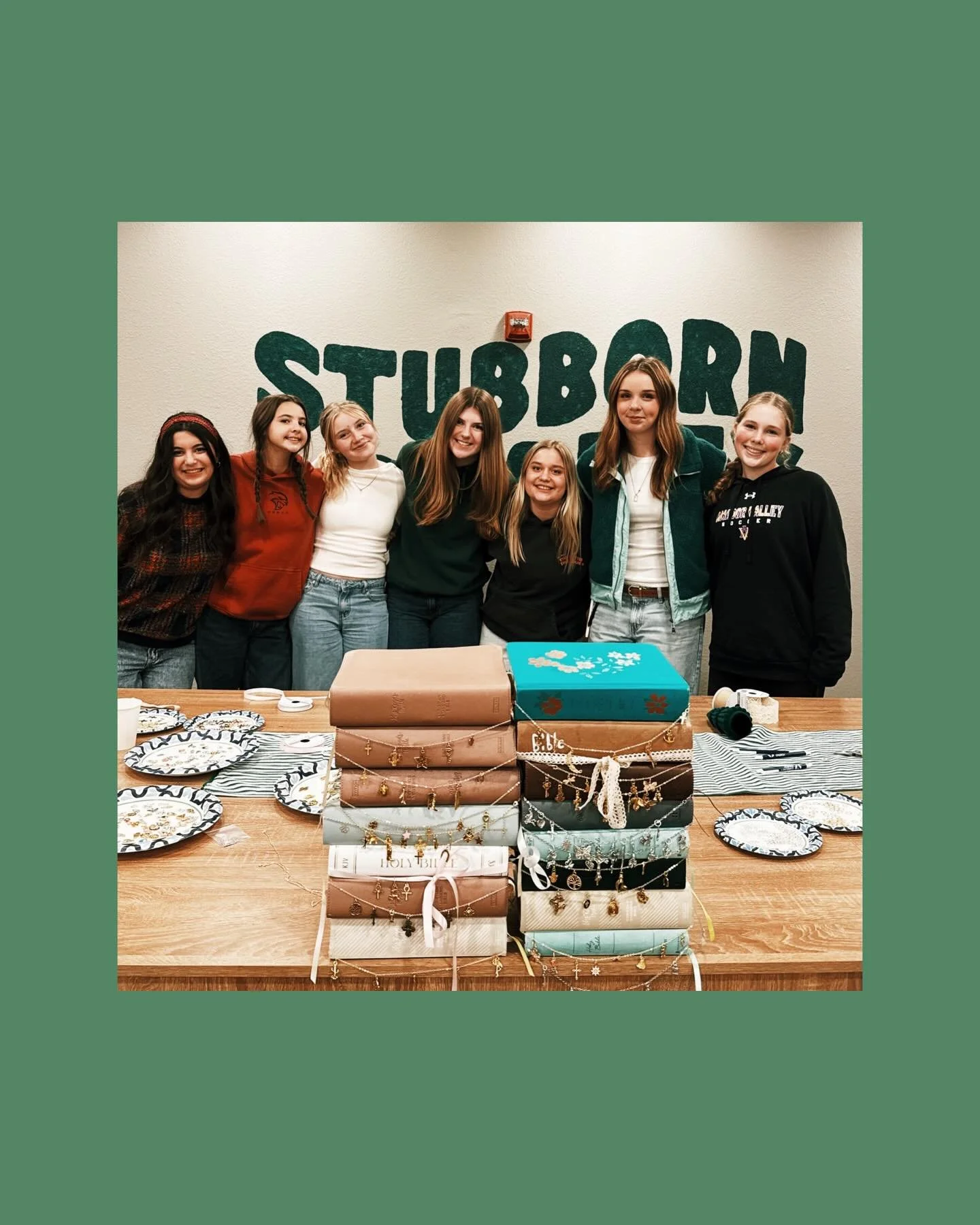 BIBLE CHARMS + BOWS + THE WORD OF GOD

What a sweet night with the gals as we talked about why it&rsquo;s important to read the Bible + how to actually start when it feels hard + and made our bibles personalized! 

It&rsquo;s been a fun 2 week series