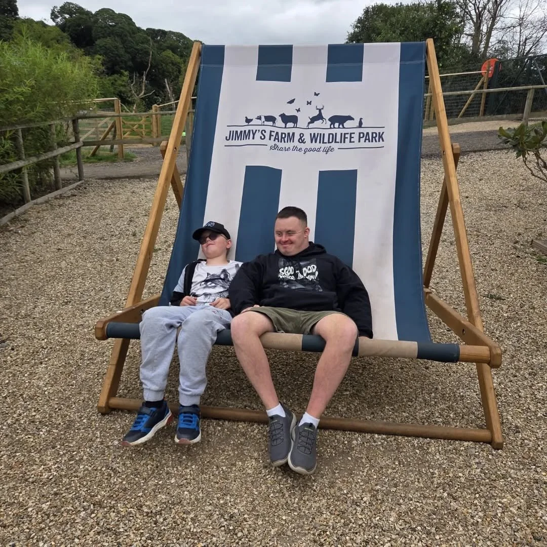📸 A few photos from today's adventure to @jimmysfarmhq 📸 

We love coming down to learn about all of the animals they have. Especially the polar bears 🐻&zwj;❄️