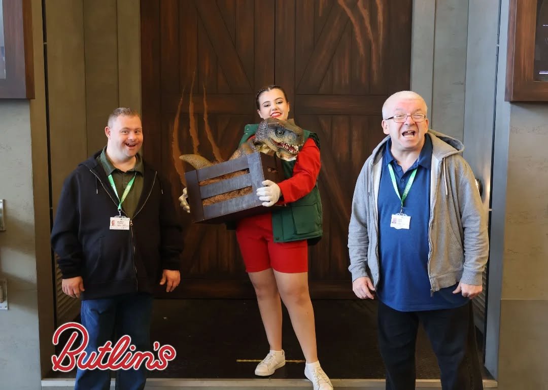 🎉🎈BUTLINS 2025🎈🎉

#team2gether #t2g #suffolk #suffolkarts #performingarts #art #performing #performance #art4all #arts4all #dance #lowestoft #kirkley #nonprofit #cic #station #stationstudios #circus #circusskills #accessable #charity #fundraising