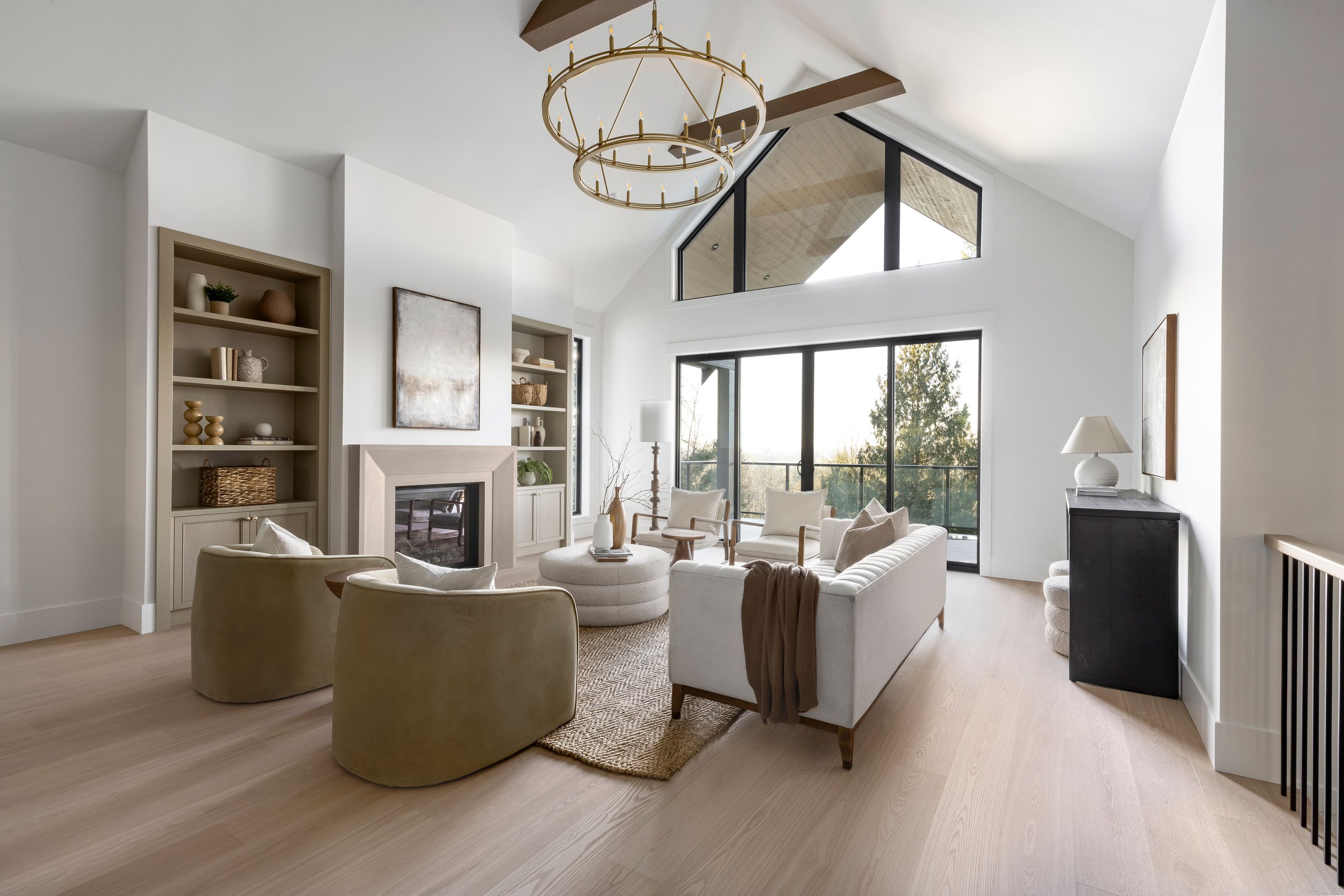 CentreStage5319234St7.jpg