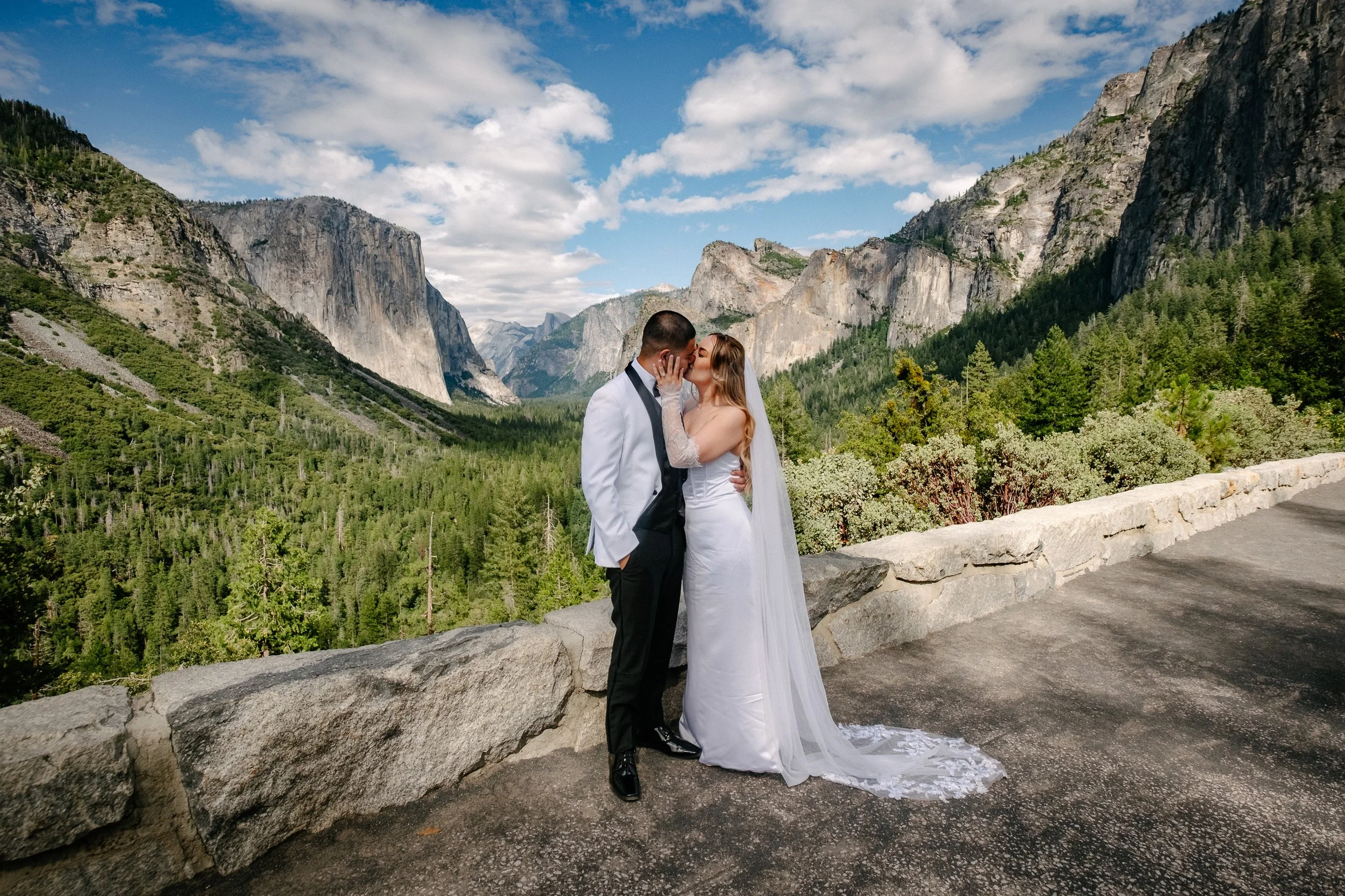 ValentinaAbel_Wedding_PREVIEW-9 (1).jpg