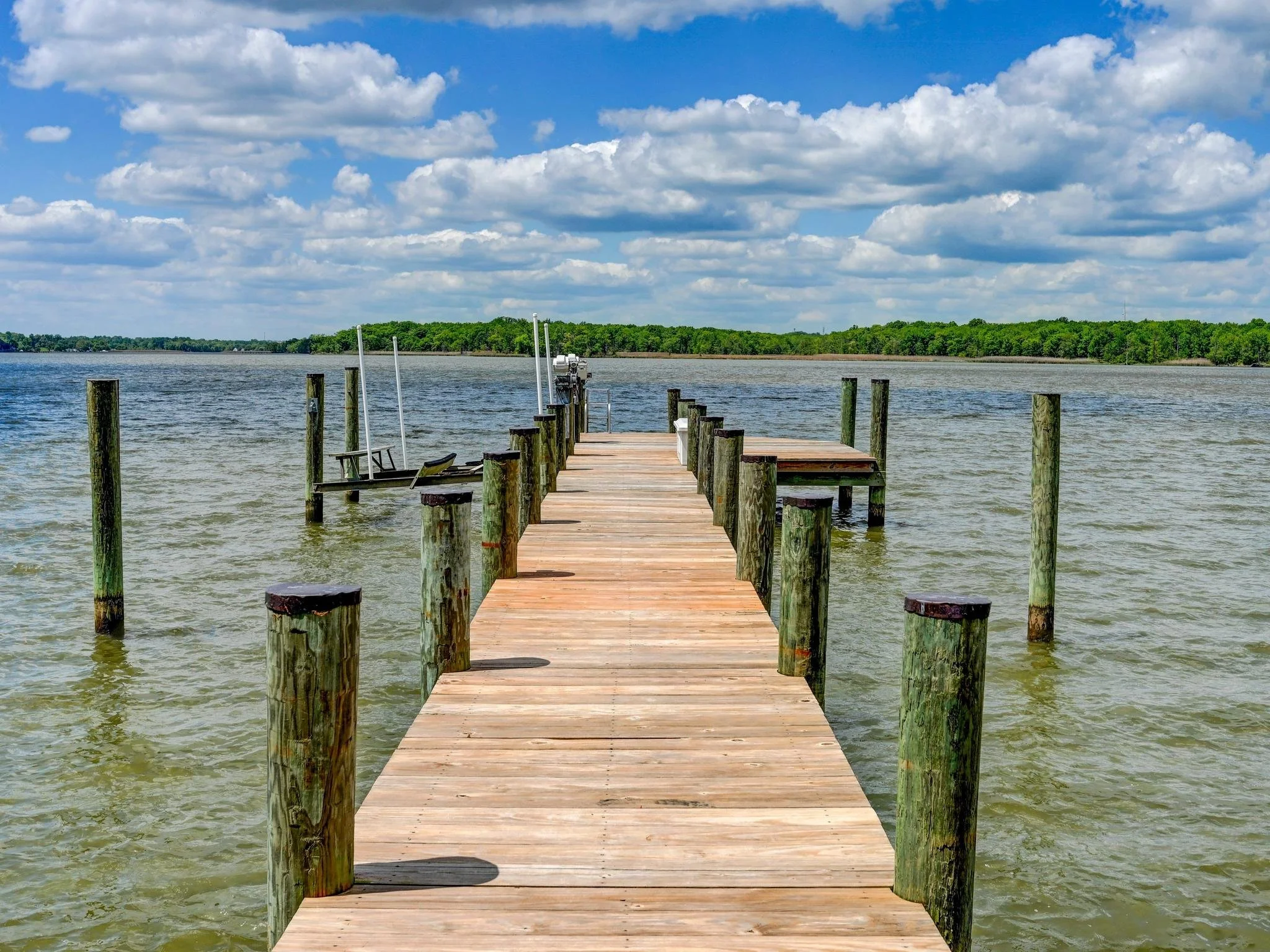 057-005-Dock-2048x1536.jpg