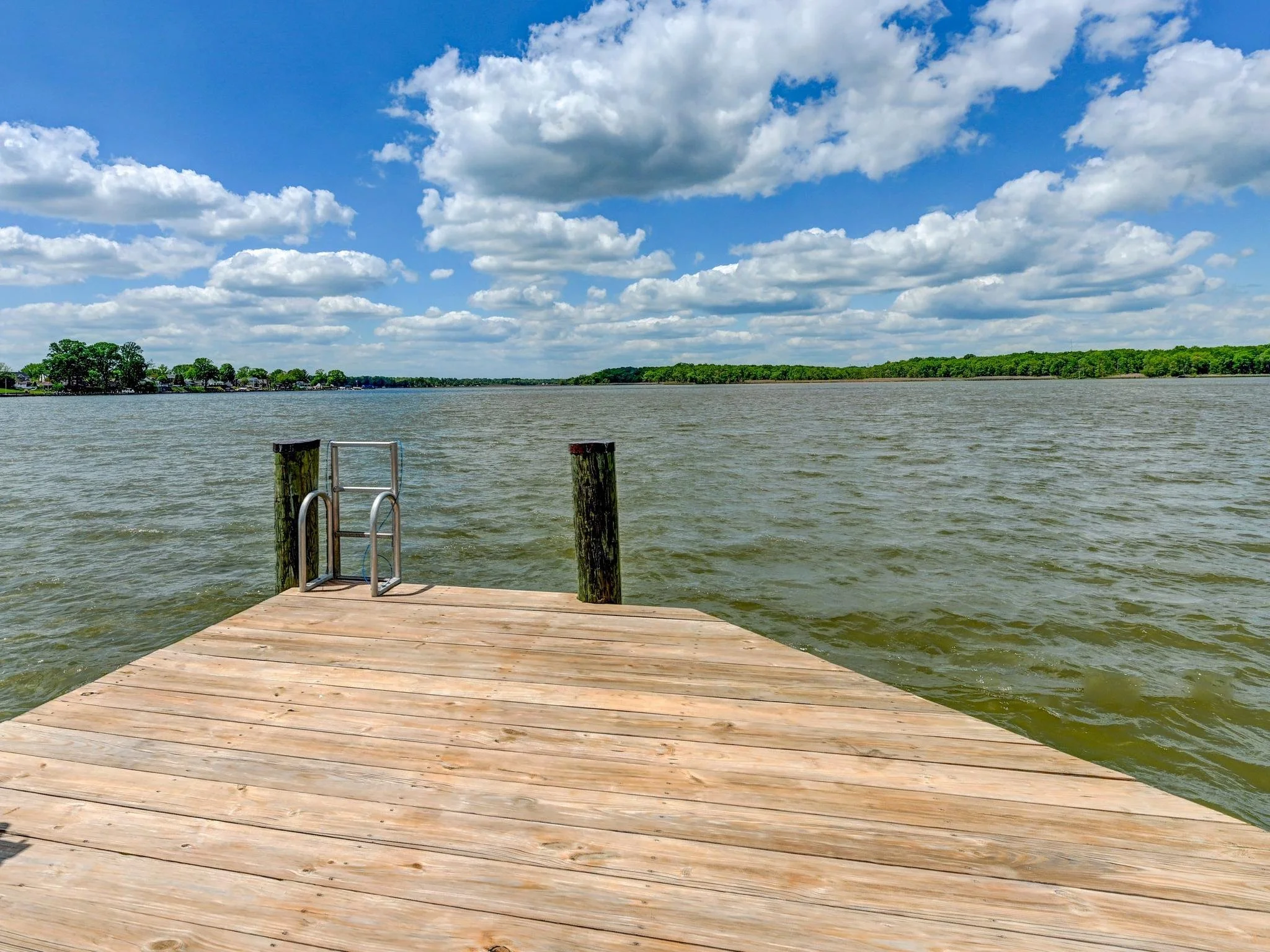 060-003-Dock-2048x1536.jpg