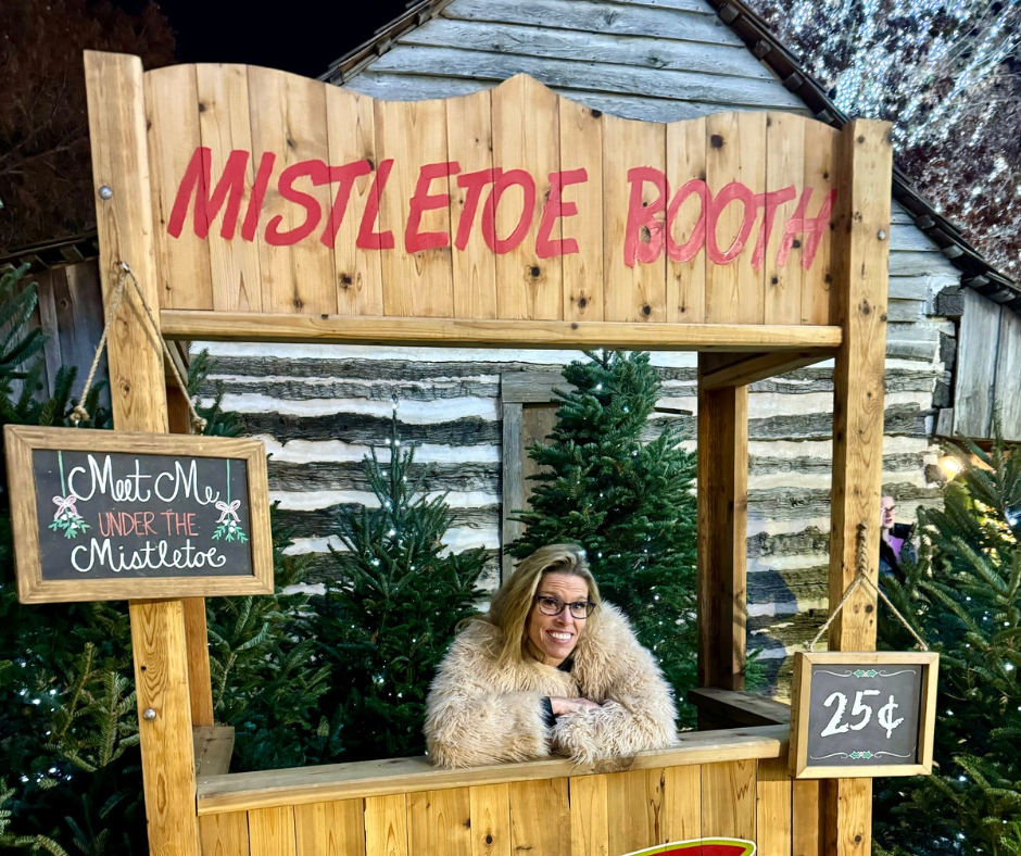 Blue Artsy Closed Due To Weather Facebook Post(3).png