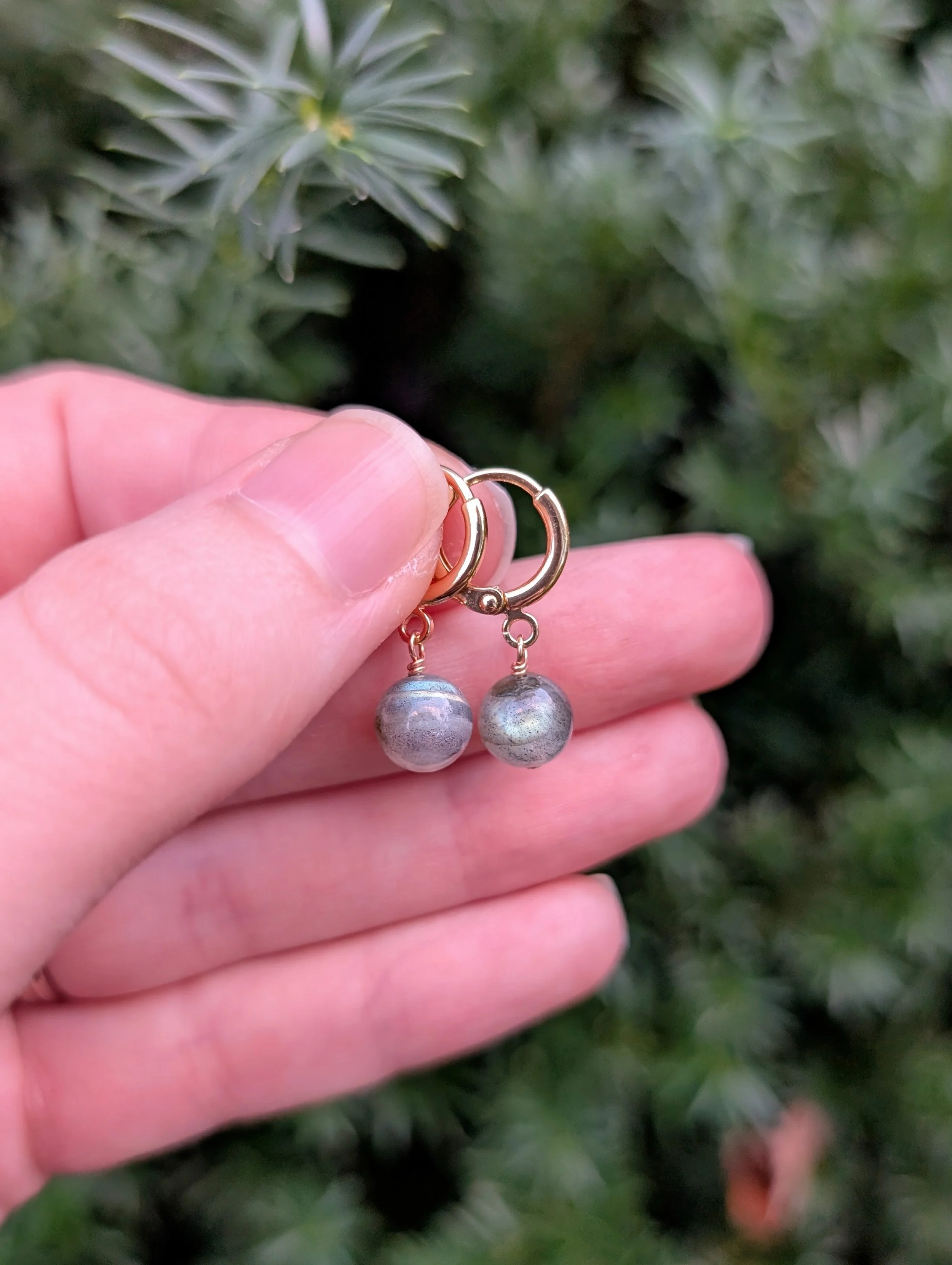 Labradorite Minimalist Earrings in 14k Gold