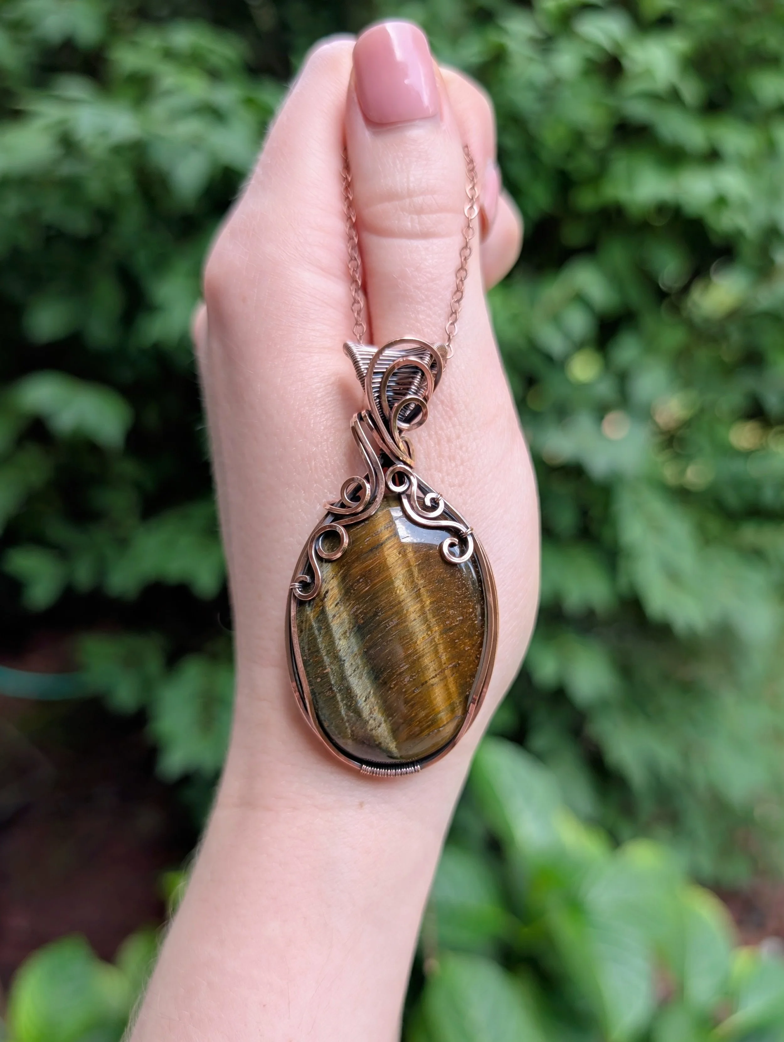 The Secret Garden Necklace with Tiger's Eye in Copper