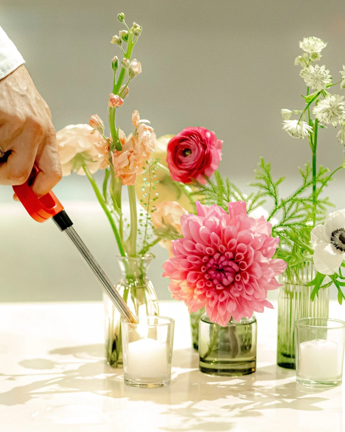Come for the celebration, stay for the food 🍴✨

Captured a stunning micro event at the @rubellmuseum, with culinary artistry by Le Basque. From the production details to the atmosphere of the space, every element came together beautifully.

Always e