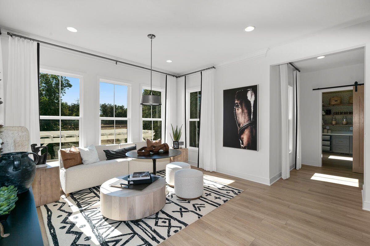 23385 Walking Woods Ln-015-073-Interior-MLS_Size.jpg