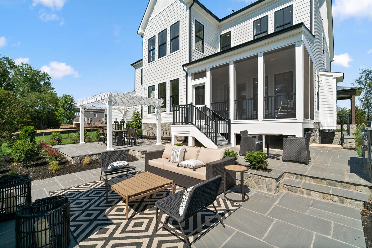 23385 Walking Woods Ln-066-024-Exterior-MLS_Size.jpg