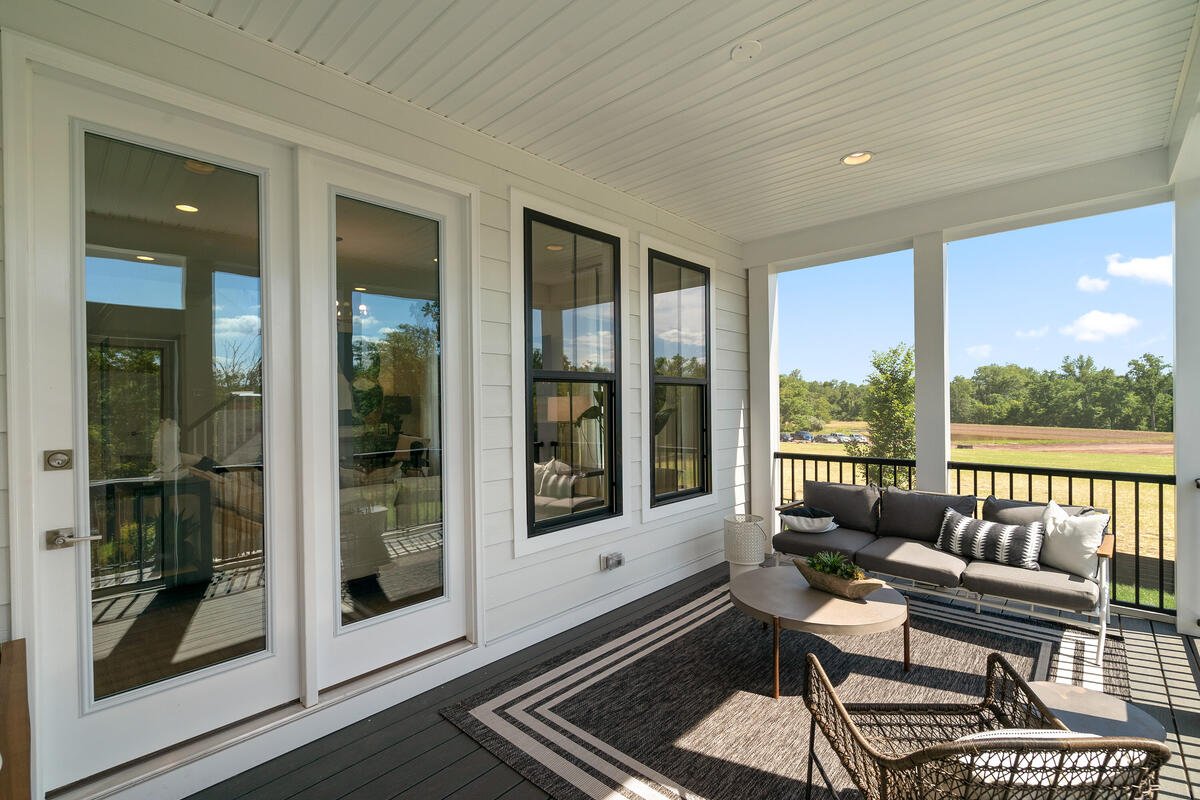 23385 Walking Woods Ln-069-079-Exterior-MLS_Size.jpg