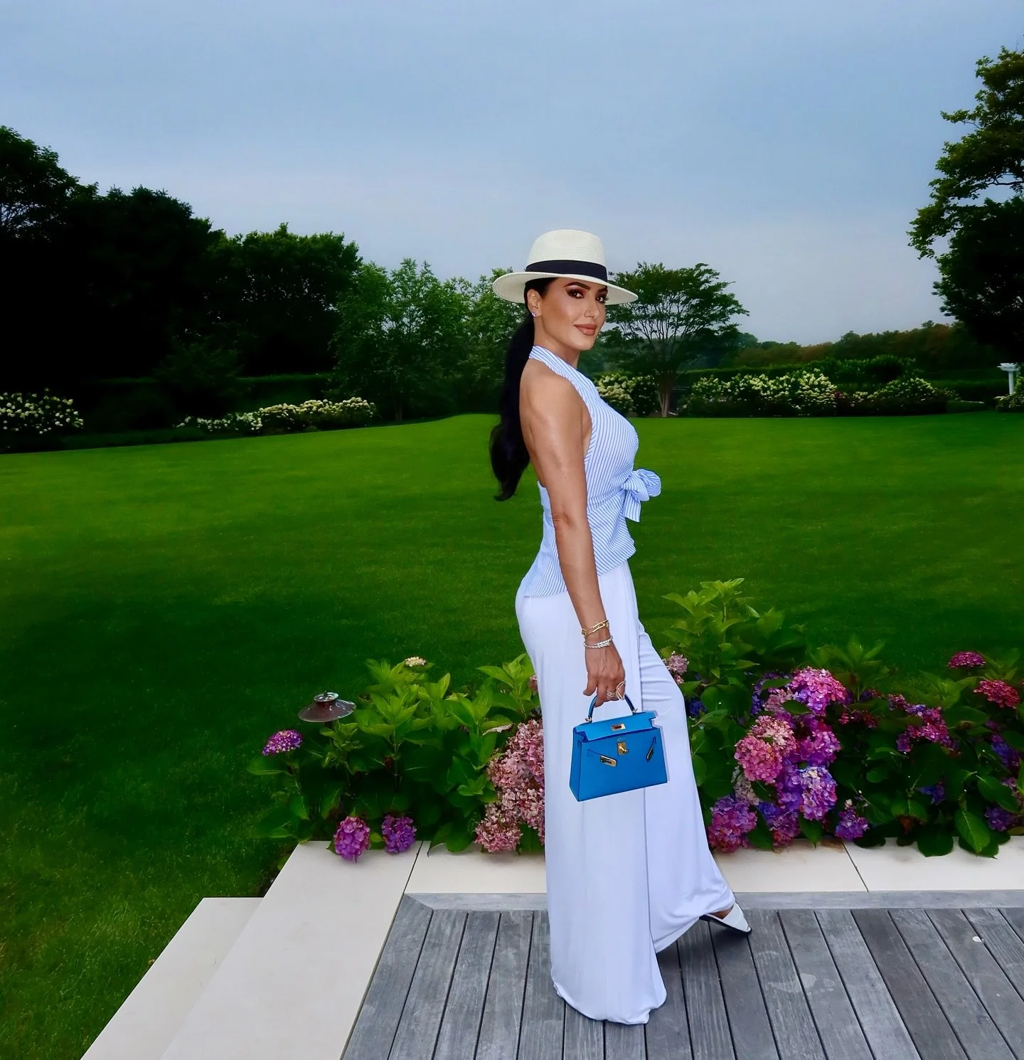 Been a hell of week. A lot of things ending & a lot of things beginning. I’m welcoming it all... 💙